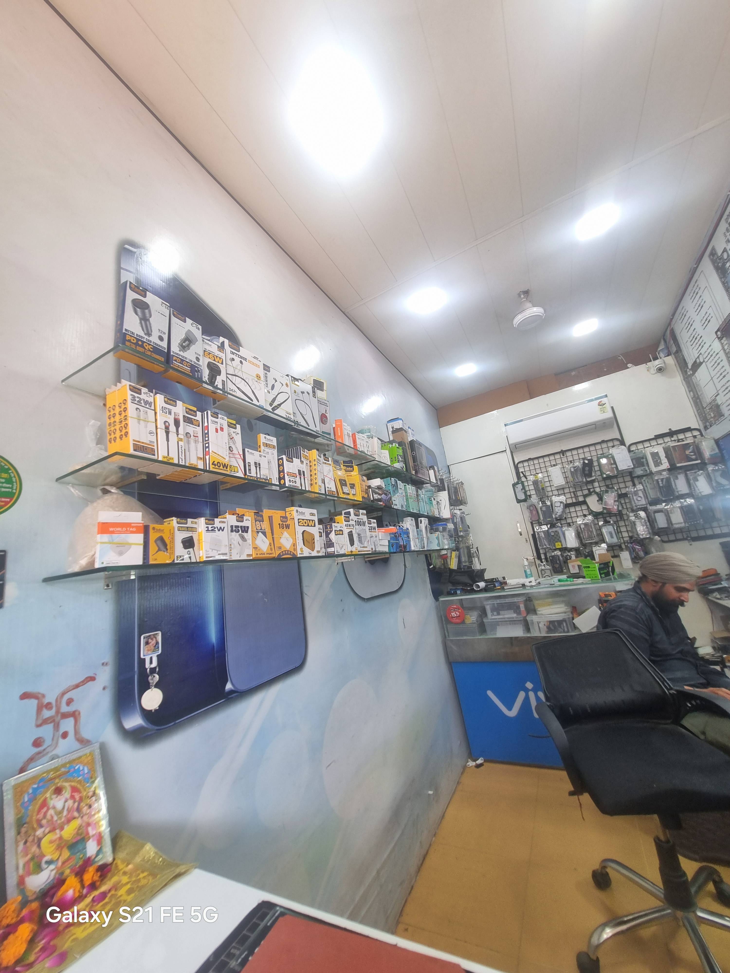 Mobile Repair Services in Sadar, Barnala - Expert iPhone Repairs -  - Buy Online at LALIT KUMAR