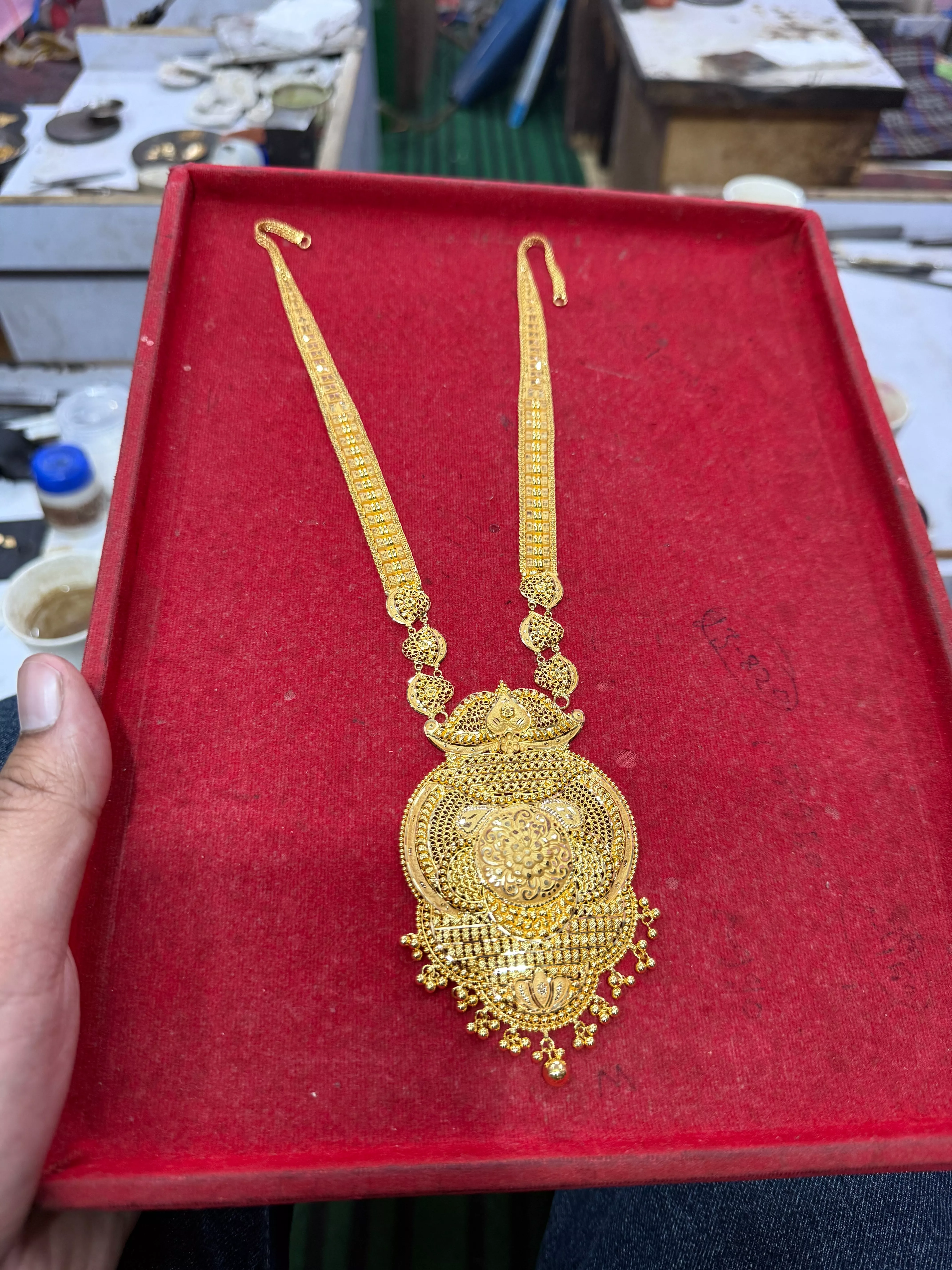  Jewelry/Necklace in VPO Sham Chaurasi with Intricate Detailing ASHOK JEWELLERS VPO SHAM CHAURASIOPP PSPCL OFFICEPOST OFFICE SHAM CHAURASI