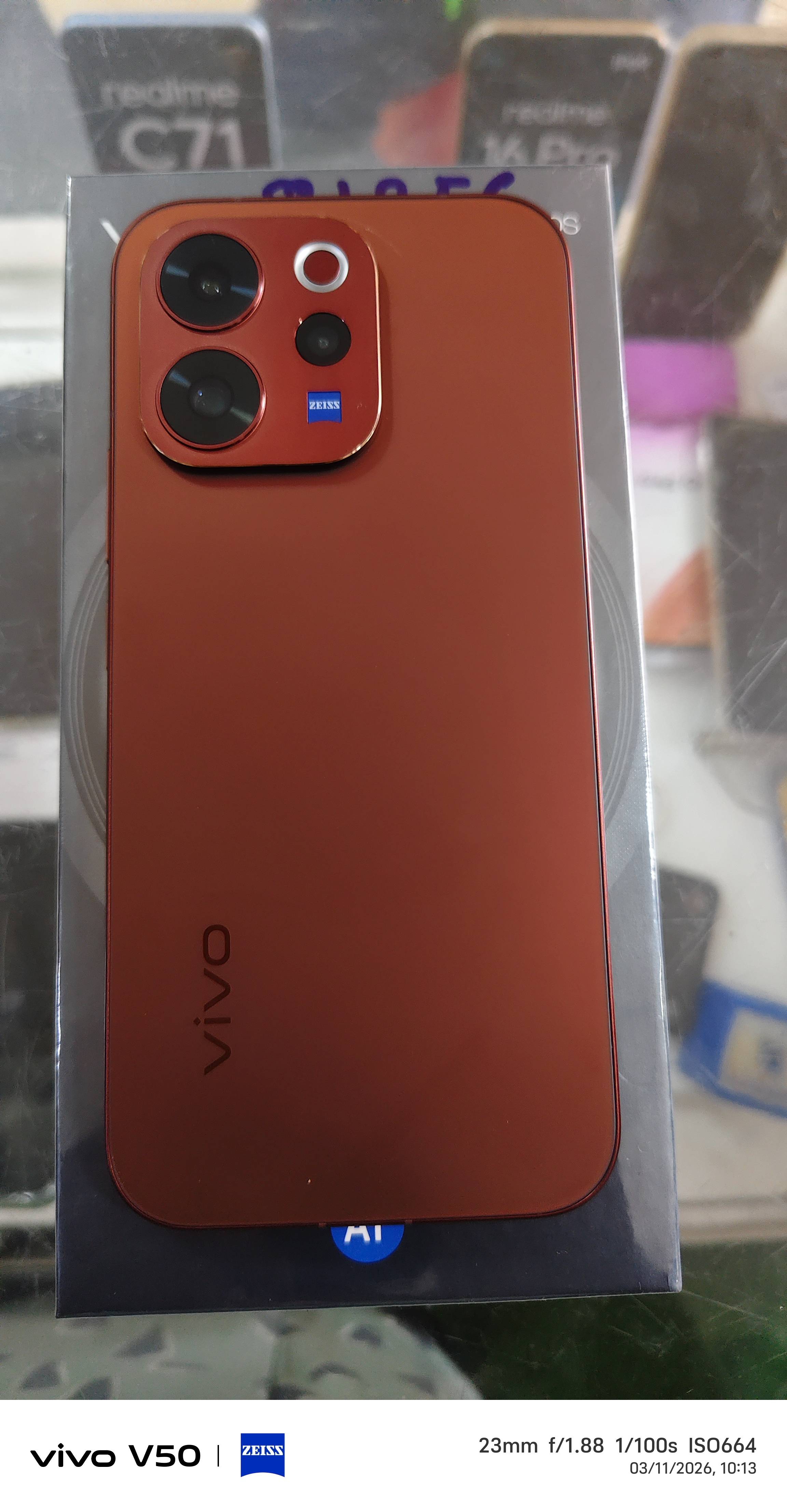 Vivo V70 Elite Smartphone in Hiranmoypurpara - Co-Engineered with ZEISS - Image 1