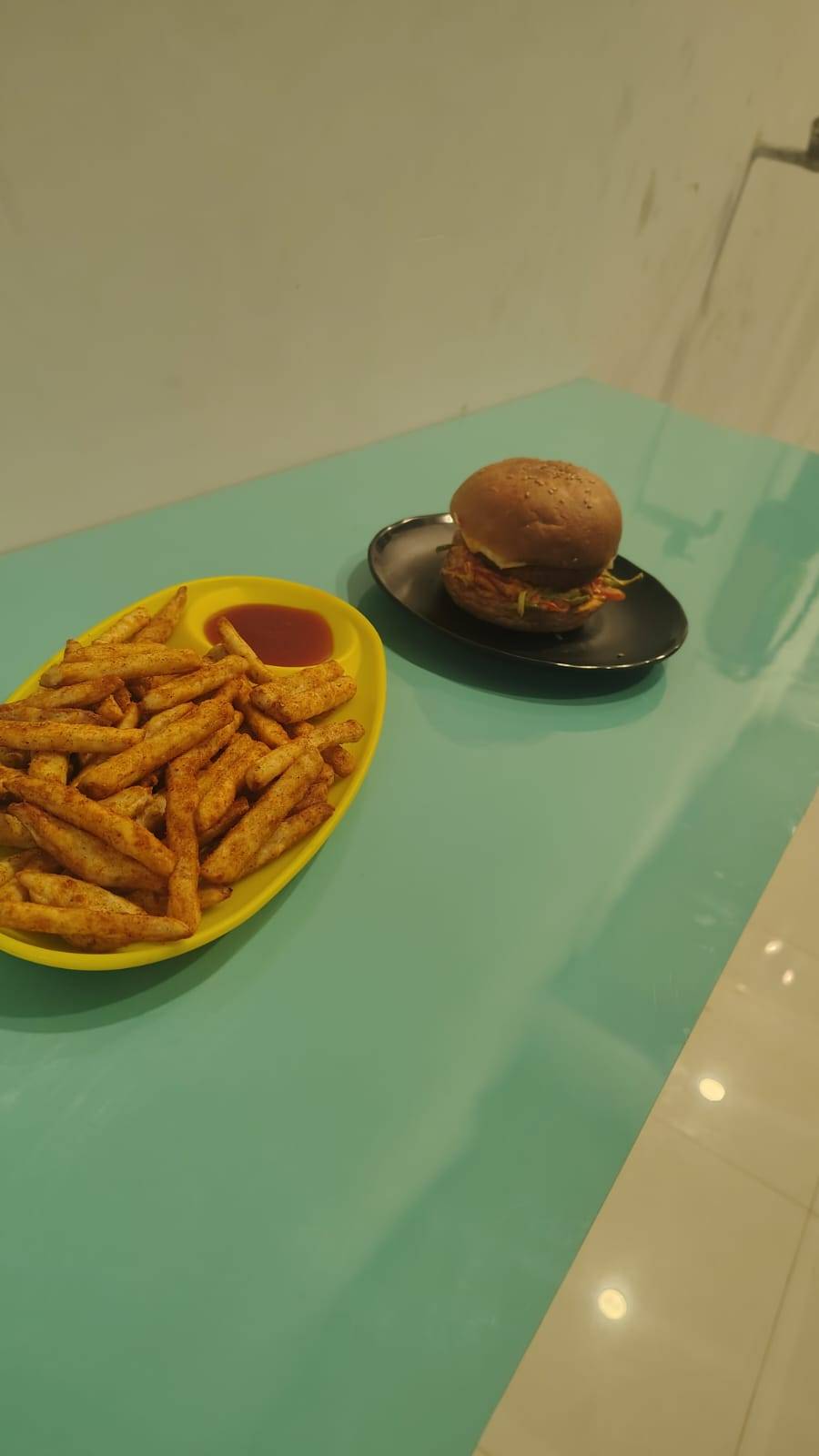 Maggi Burger in Dhamtari: Delicious Indian Fusion -  - Buy Online at BHUPENDRA KUMAR SONI