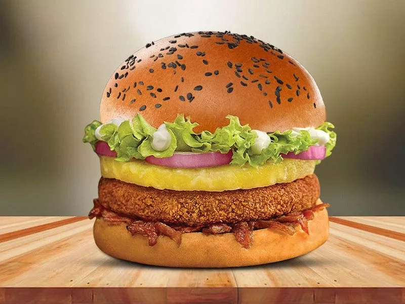 Plant-Based Veg Burger in Kapurthala - Savory and Satisfying -  - Buy Online at OYE HOYE PIZZA