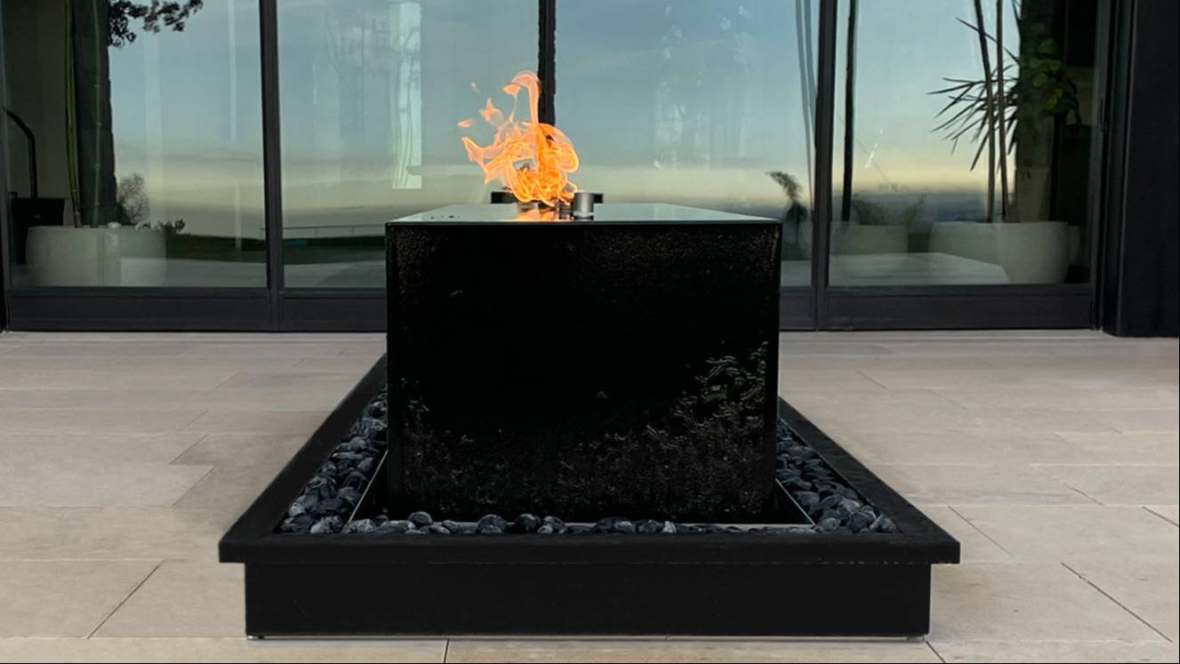  Granite Water & Fire Feature in New Delhi: Elegant Podium with Mesmerizing Flames VUEE DESIGN C O VD GROUND  FLOOR 1758  GALI 54 N ARYA SAMAJ ROAD PARKING NAIWALA ARYA SAMAJRD NEW DELHI CENTRALDELHILANDMARK Arya Samaj Road