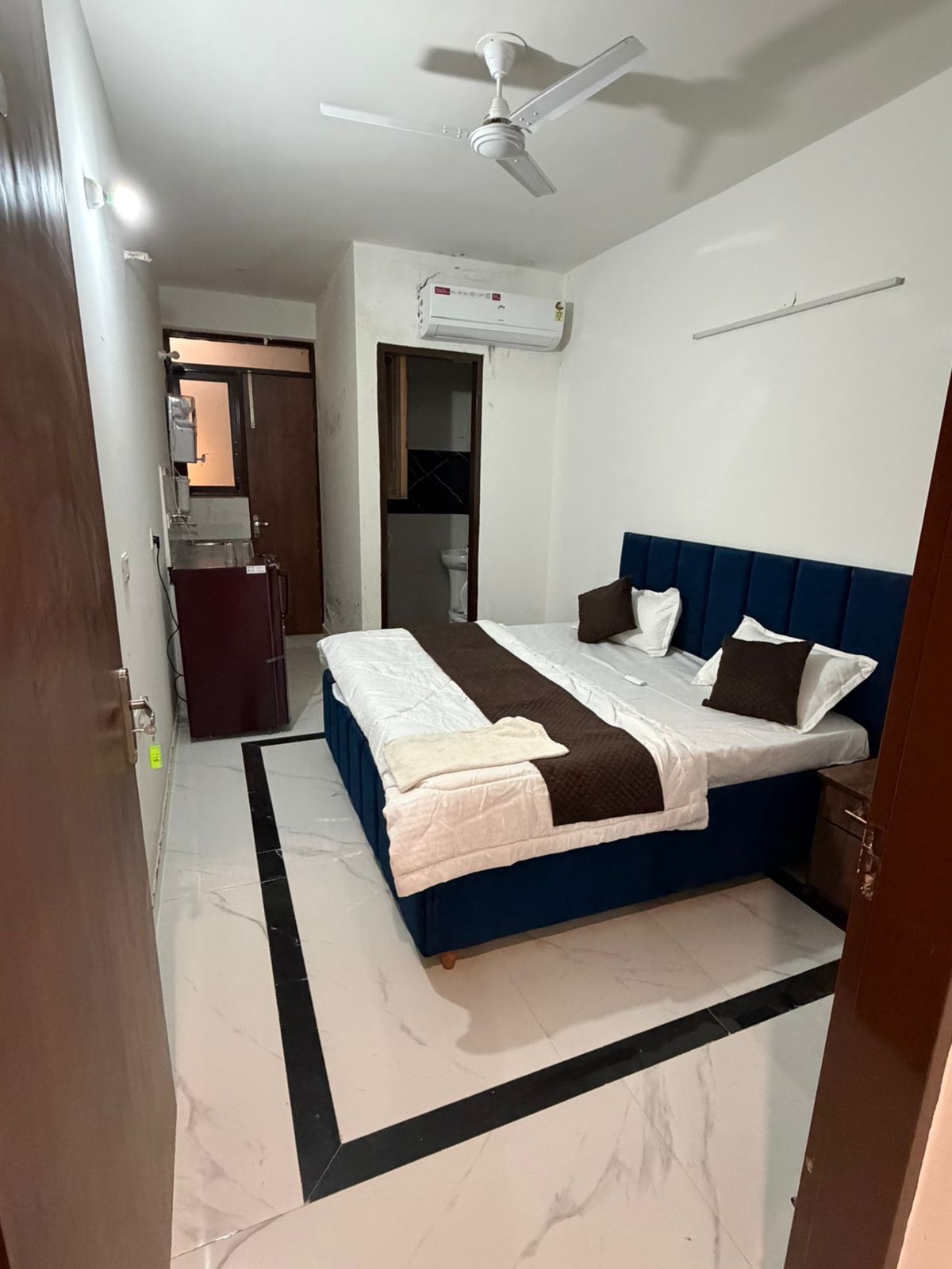 Studio Apartments in Zirakpur: Fully Furnished with Air Conditioning -  - Buy Online at RAJESH KAPIL