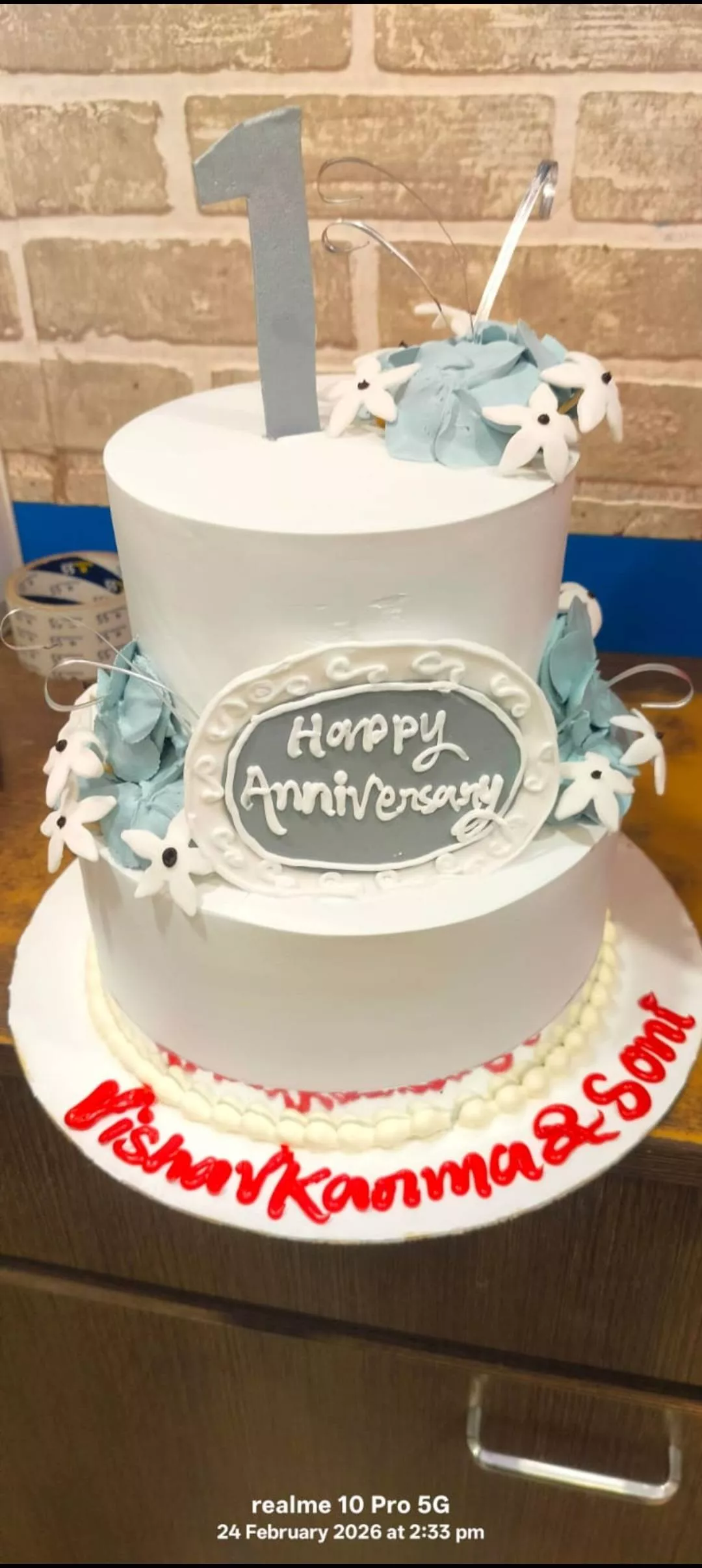 Monginis Marachiya 1st Anniversary Cake in Mirganj with Fondant Flowers -  - Buy Online at EVERGREEN AGRO