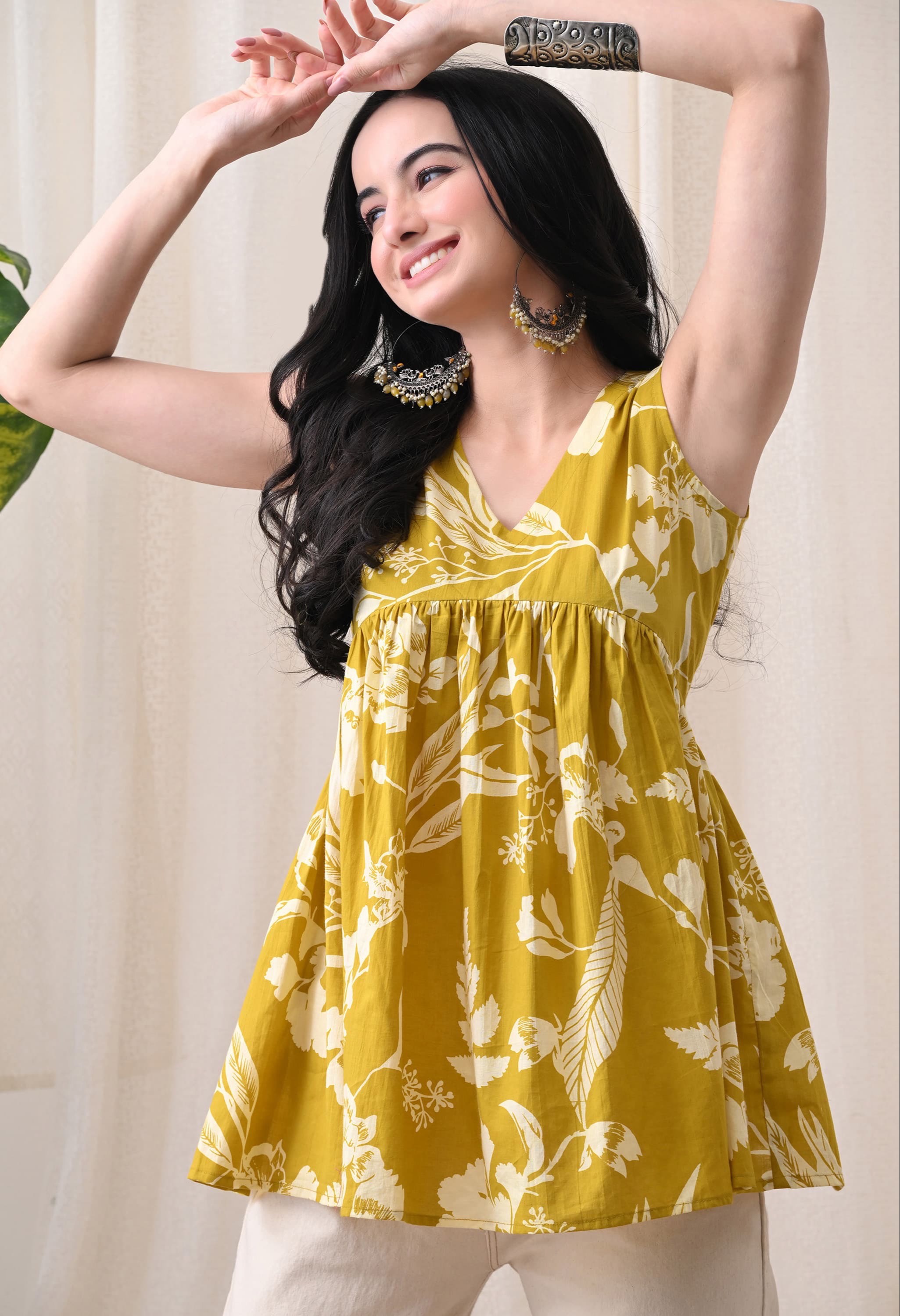 Girls Top in Jaipur: S to XXL Sizes, Versatile Styling Options - Image 3