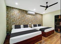 Luxury Bedroom Suite in GOVT POLYTECHNIC ROAD JHARUDIH - Elegant Design - Image 4