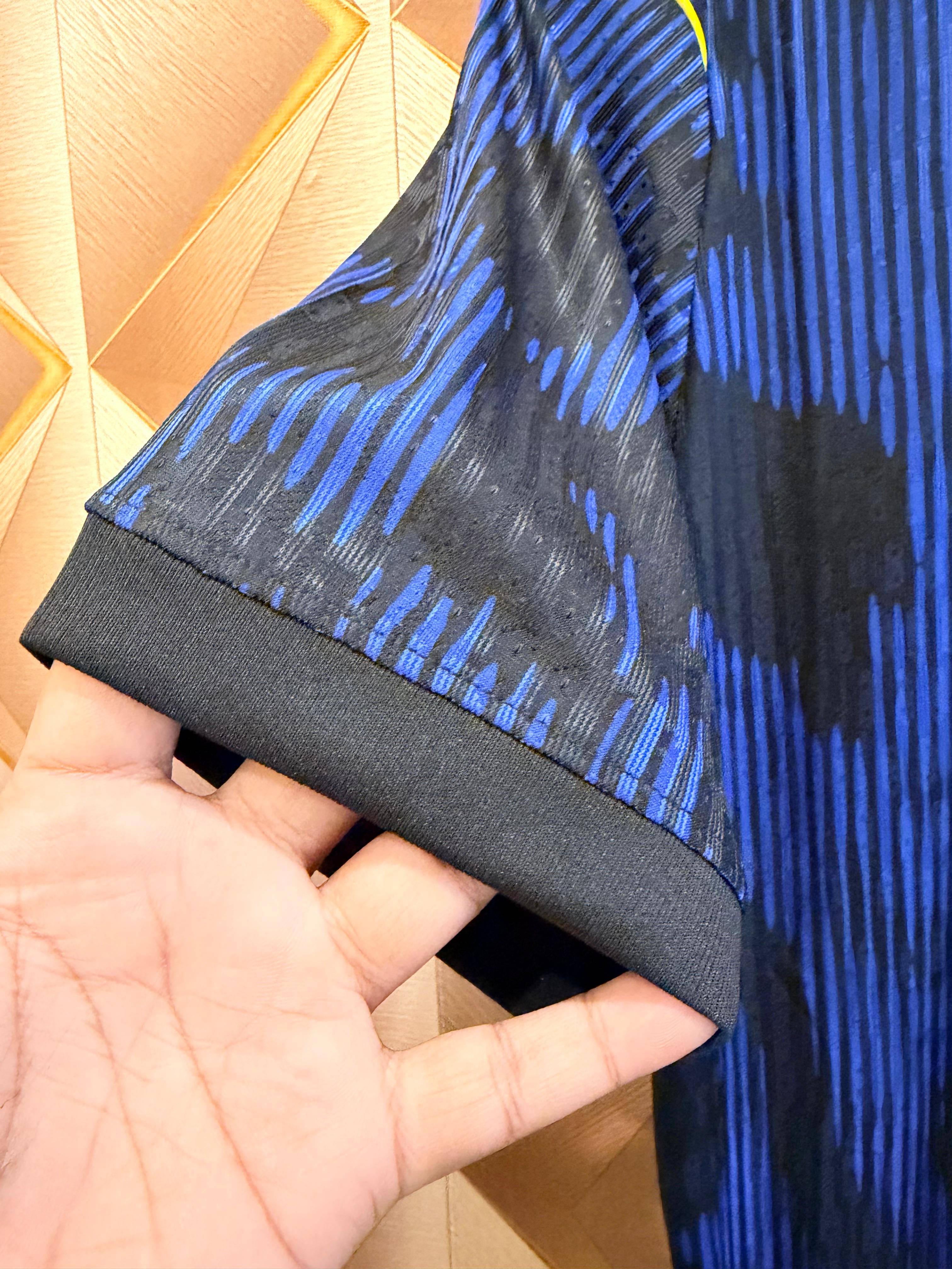 Athletic Performance Jersey in Kolkata - Stylish and Comfortable Wear - Image 3