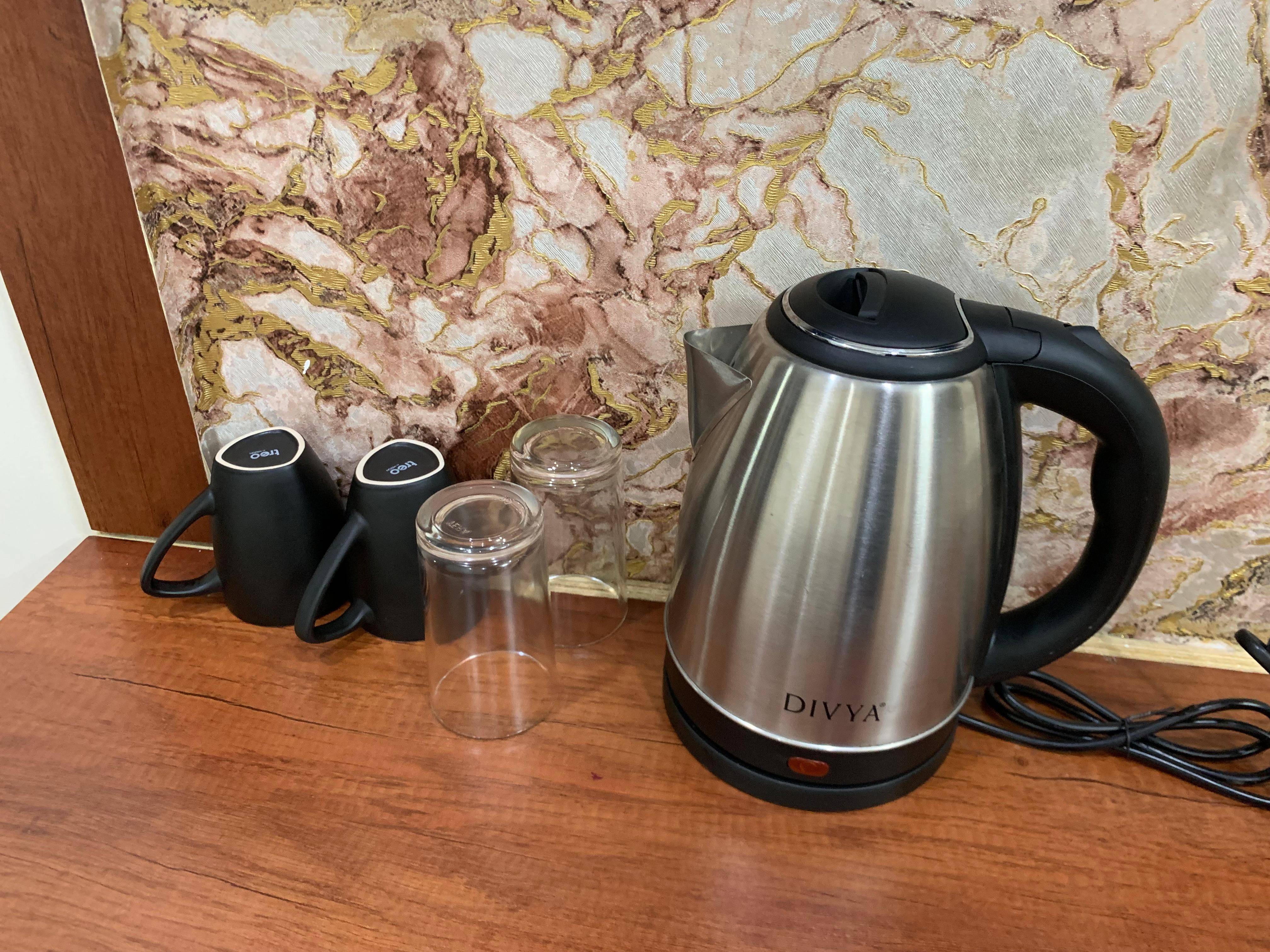 Super Deluxe Bedroom Suite in GOVT POLYTECHNIC ROAD JHARUDIH with AC for Ultimate Comfort - Image 4