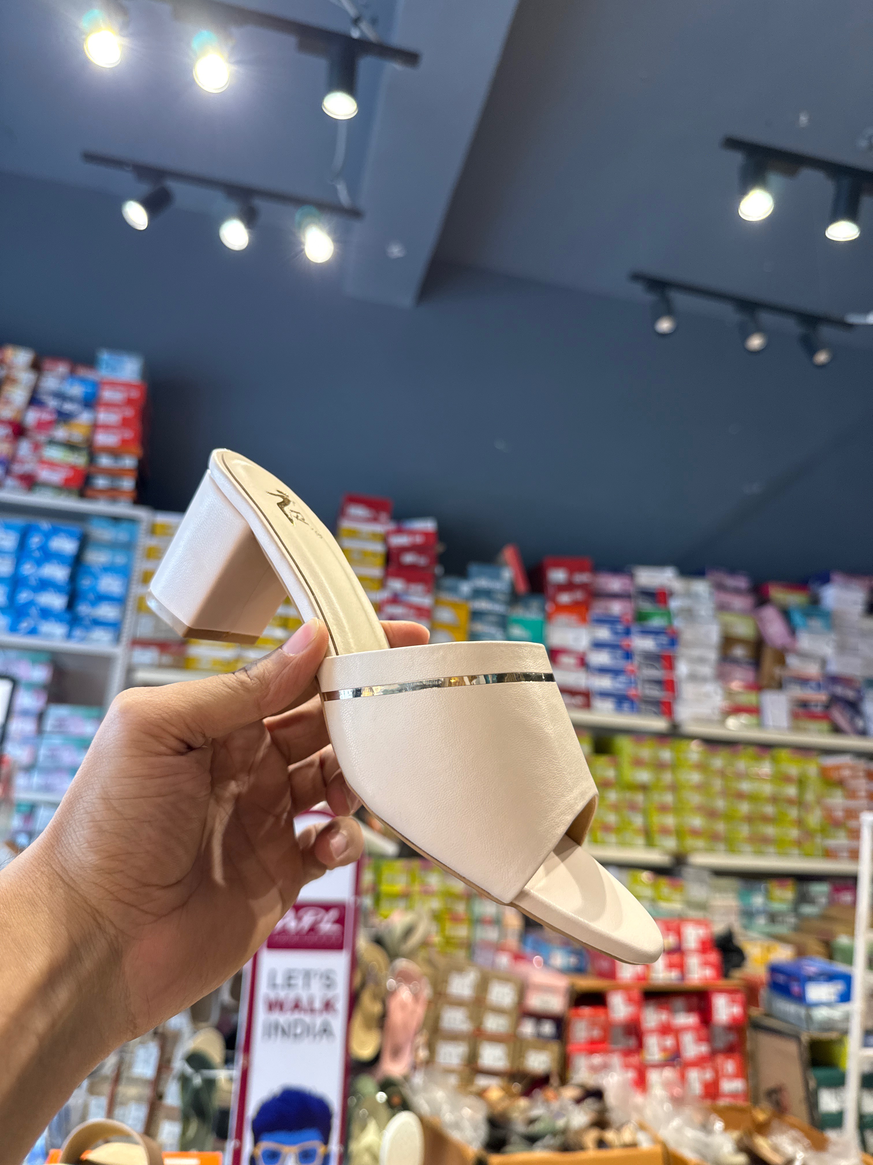 Block Heel Sandals in AGGARSAIN MARKET - Stylish and Comfortable - Image 1