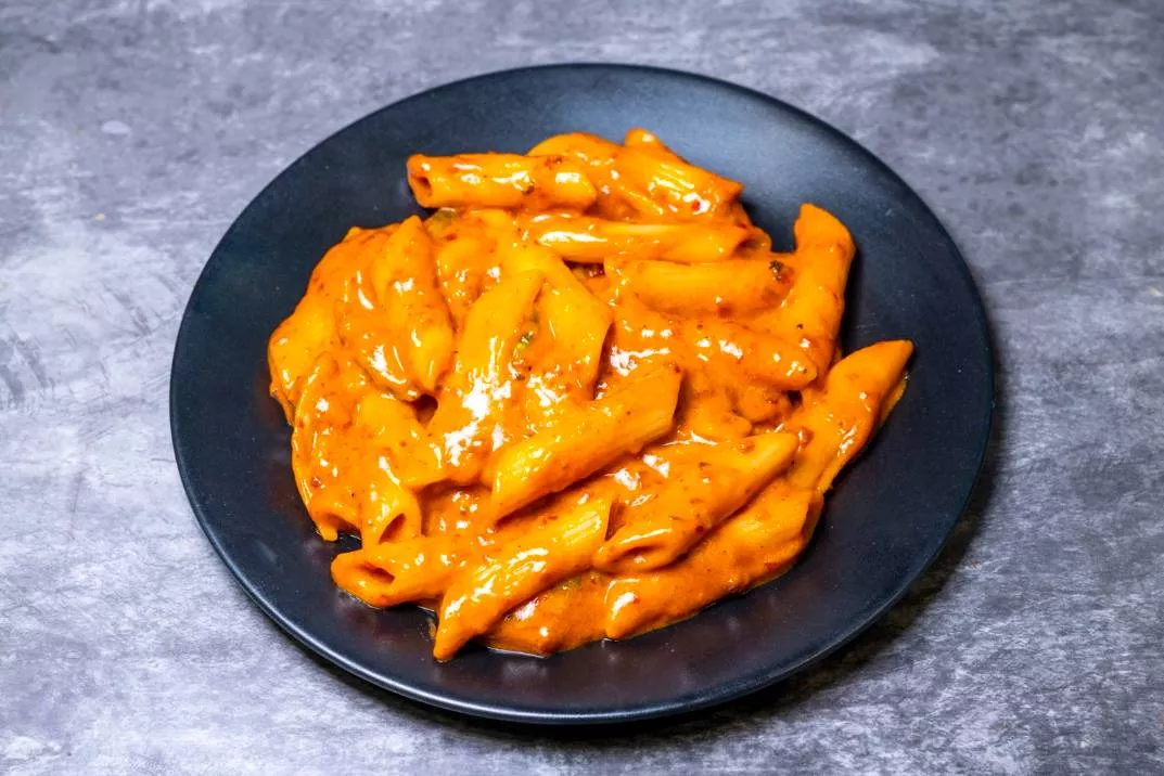 R M Cafe Koyaribari Veg Arrabbiata Penne in Rajendra Ashram - Delicious Pasta -  - Buy Online at RUNU GUPTA