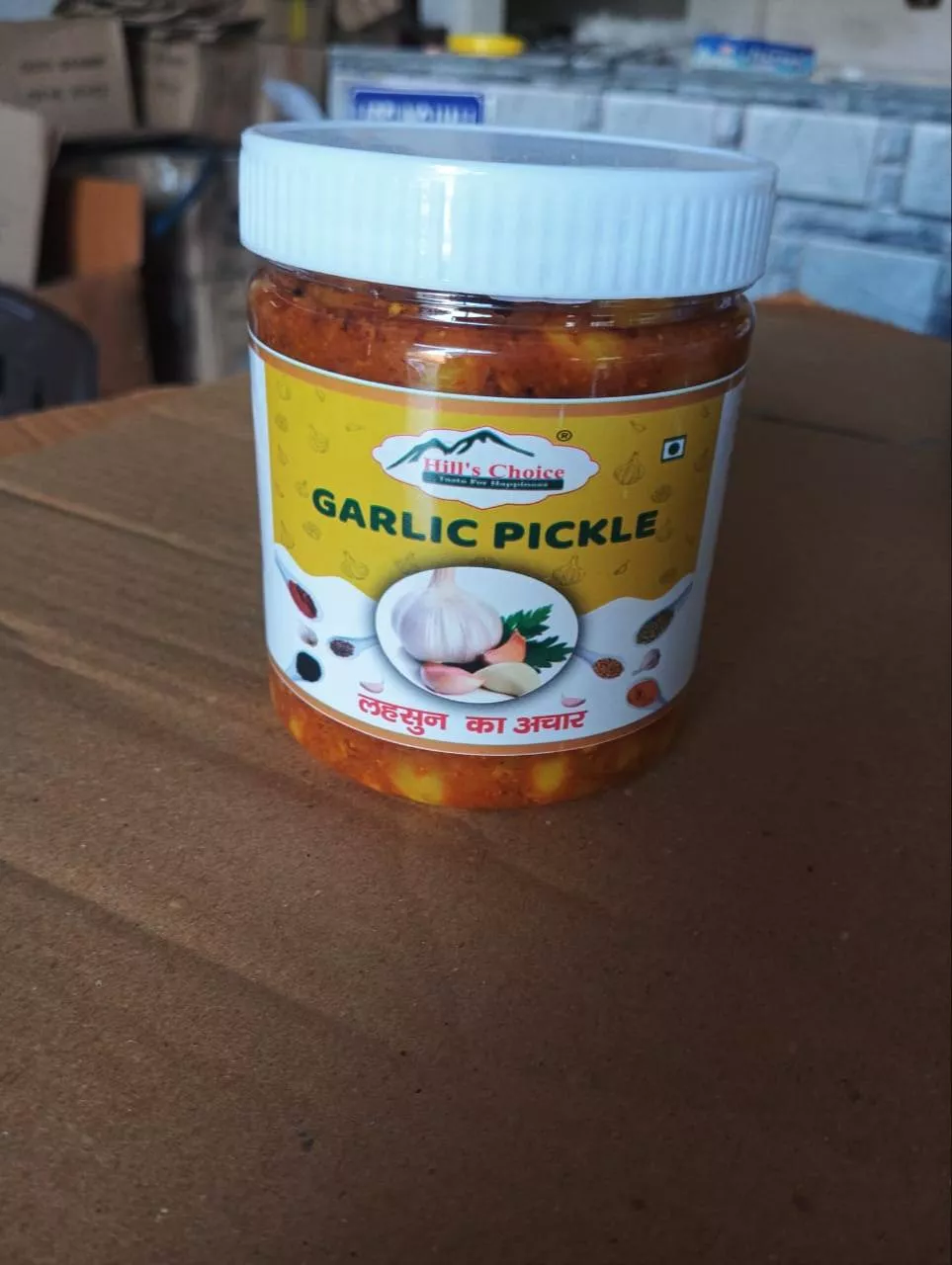 Hill's Choice Garlic Pickle in Fatehpur: Spicy and Tangy Flavor Burst -  - Buy Online at VED GENERAL STORE