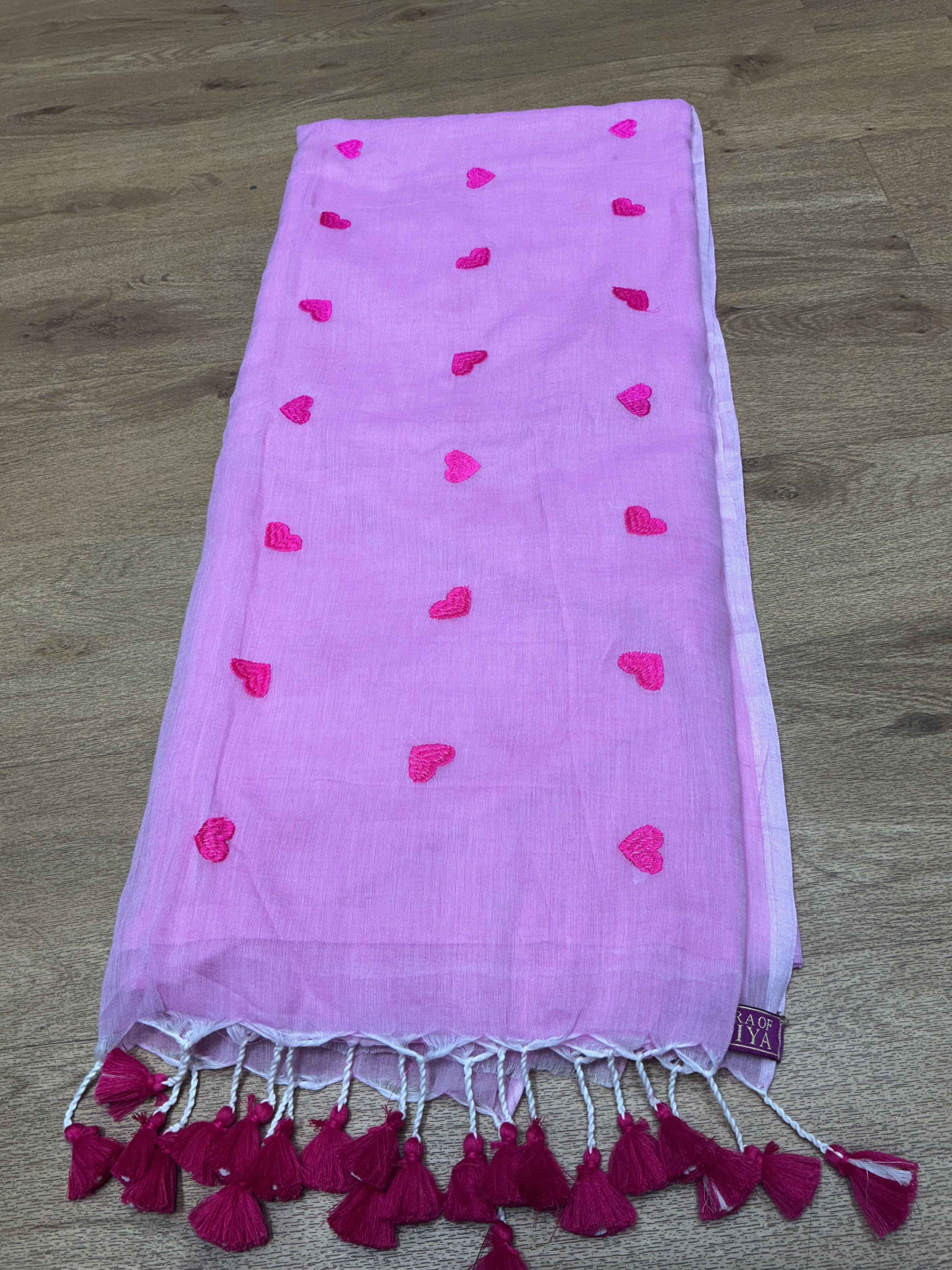 Cotton Saree Pink Heart Print in New Delhi - Elegant and Chic -  - Buy Online at ERA OF SIYA