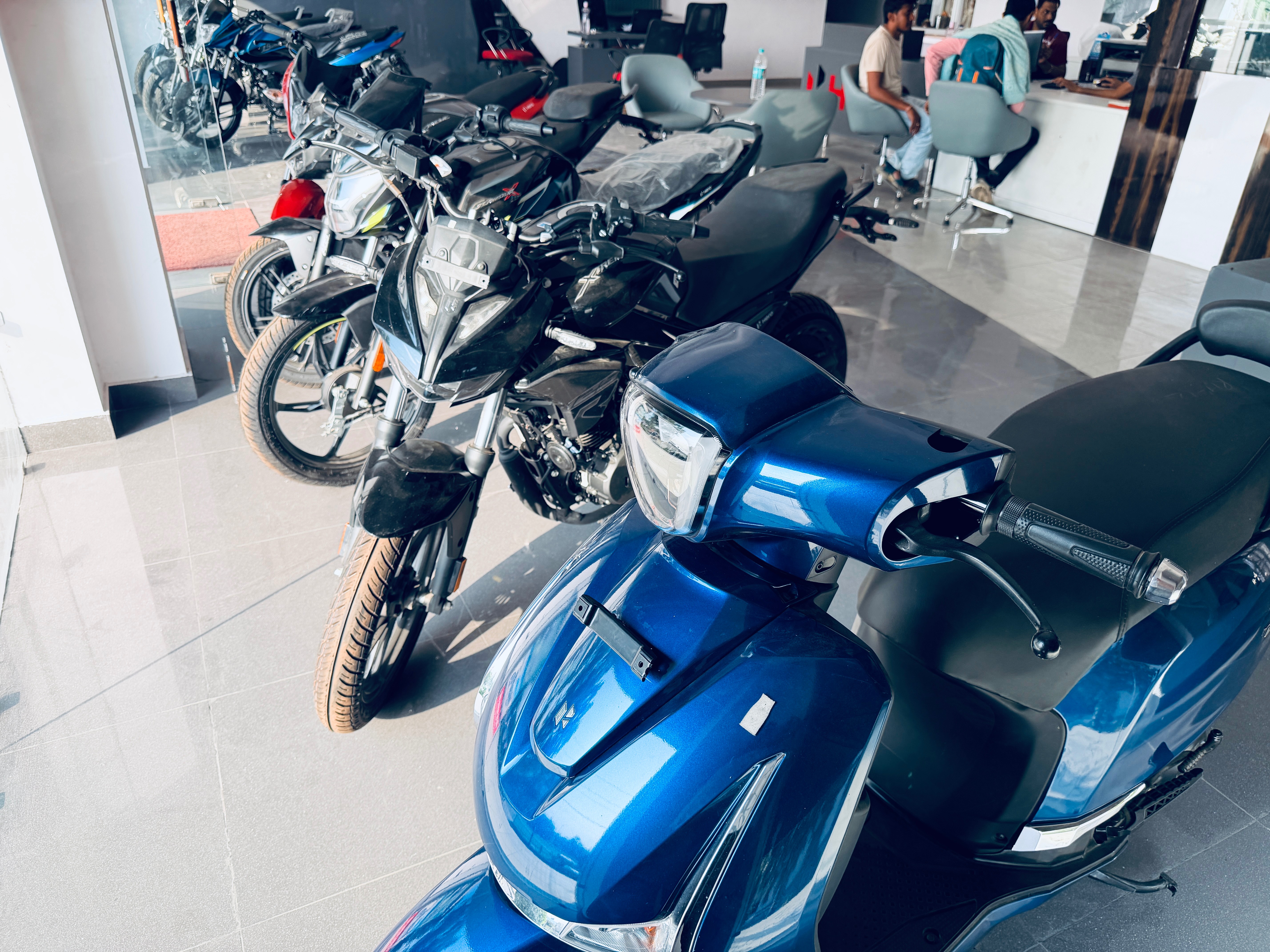 Destini 125 cc Scooter in Bharatpur - Stylish Urban Commuter -  - Buy Online at GAURI hero
