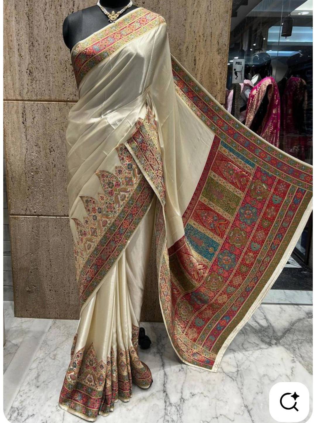 Elegant Saree Collection in Lucknow - saree collection in lucknow: elegant and timeless fashion statement - Buy Online at VIHAS CREATION