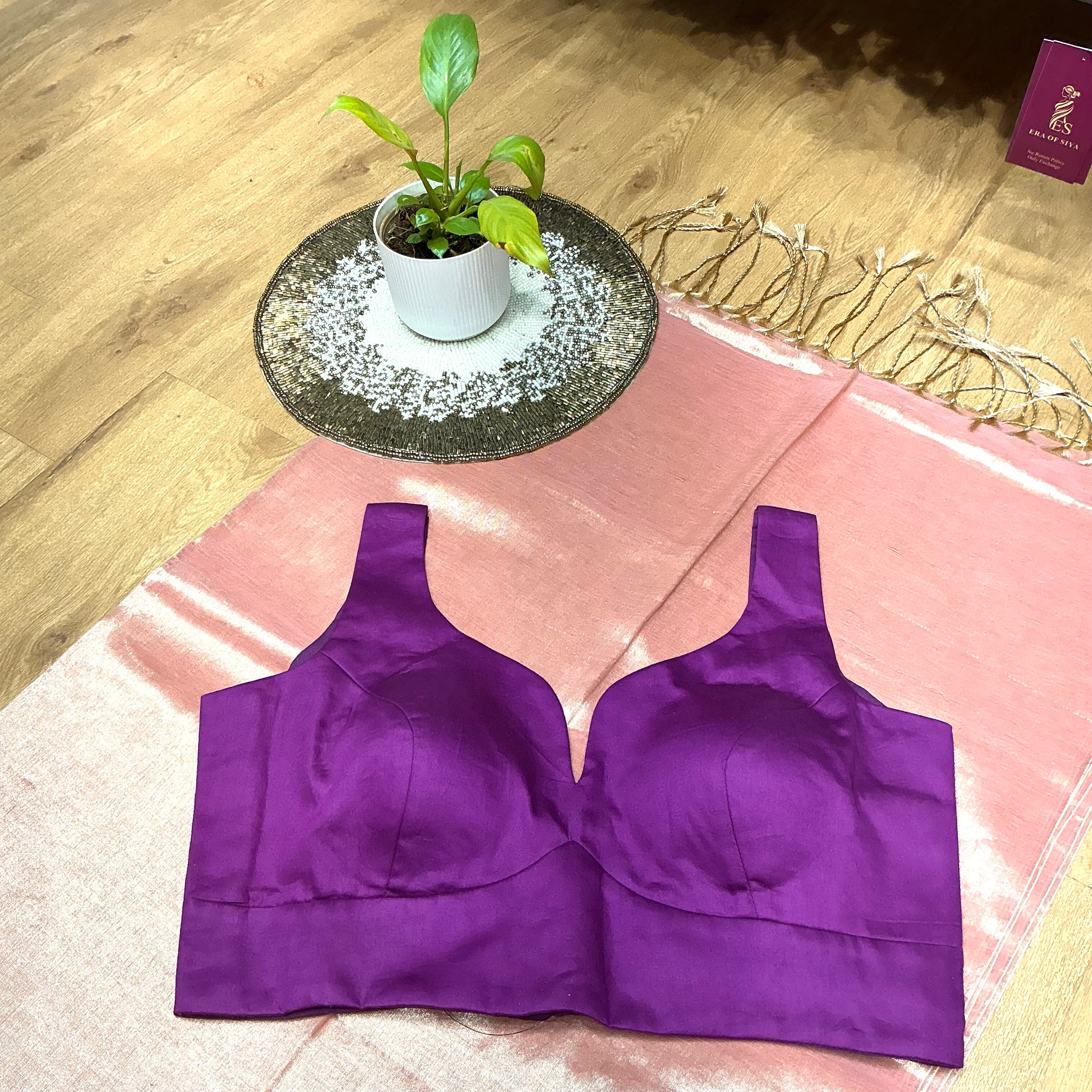  Satin Cotton Padded Blouse in New Delhi - Luxurious Traditional Wear ERA OF SIYA SHOP NO G 1 KRISHNA PLAZA II PLOT NO 3 SECTOR 12 DWARKA NEW DELHI SOUTH WEST DELHI DELHI LANDMARK SANDOZ