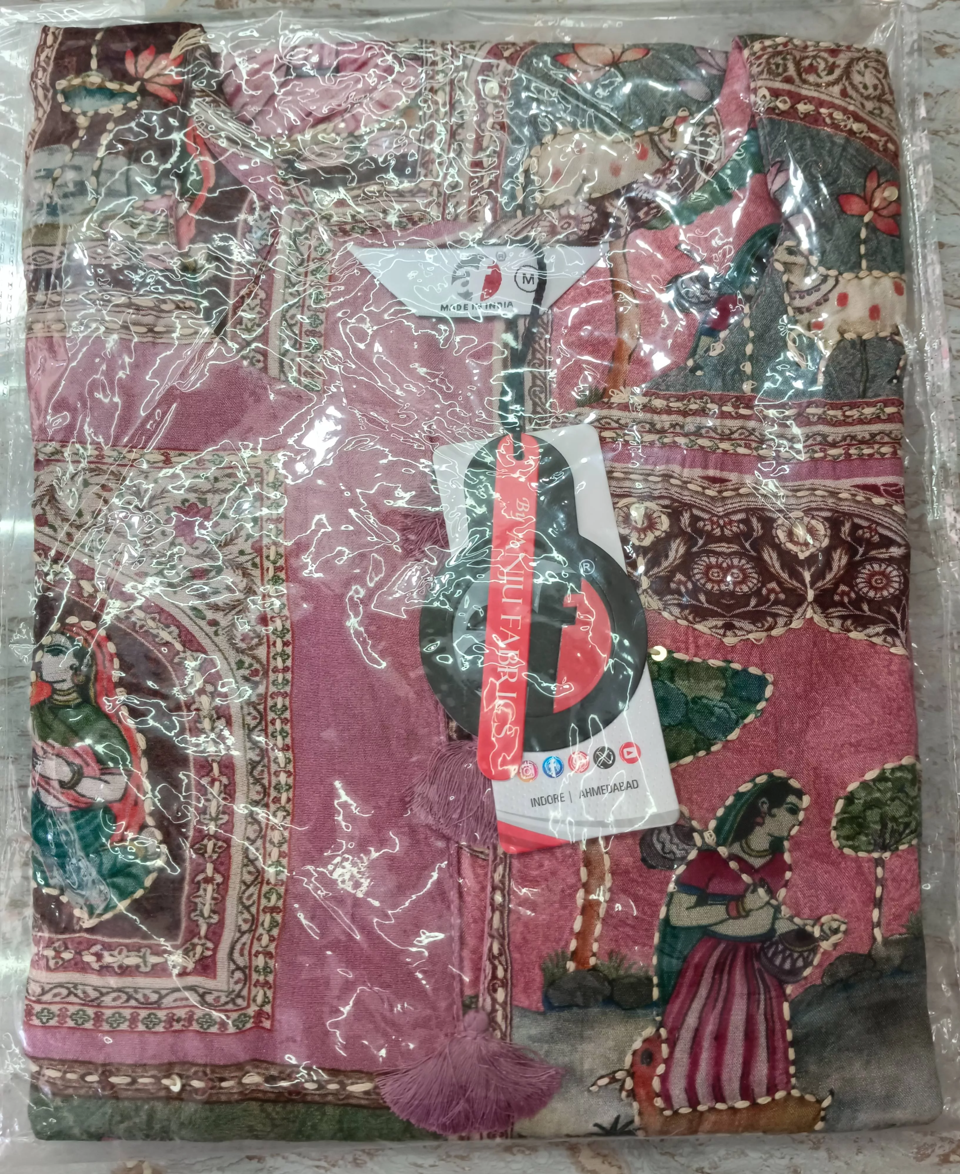 Ethnic Print Double Bed Bedspread in Indore: Vibrant Design -  - Buy Online at SANVI CHOUDHARY