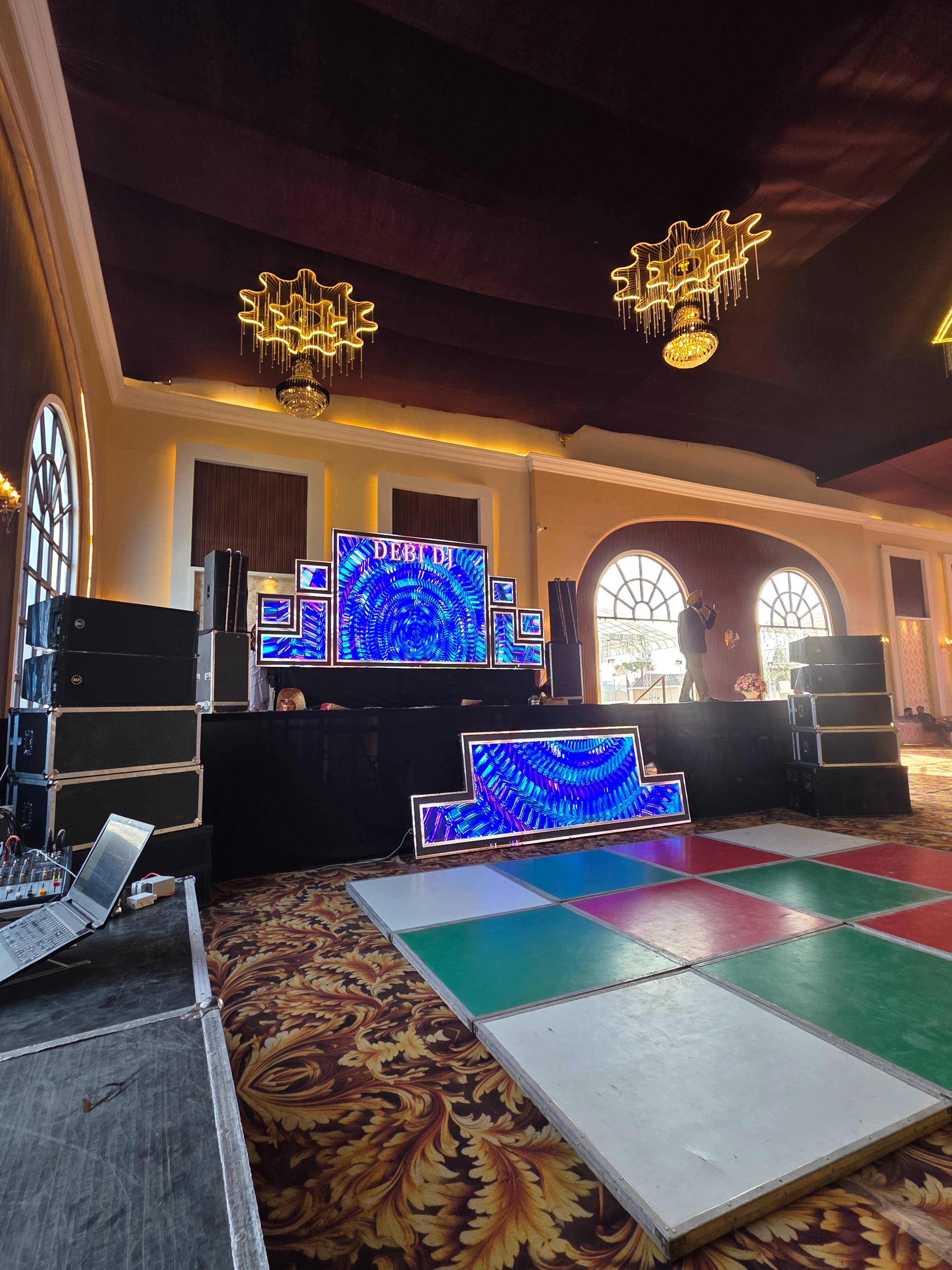 Dj liner top bass led wall -  - Buy Online at D J H S LIGHT AND SOUND