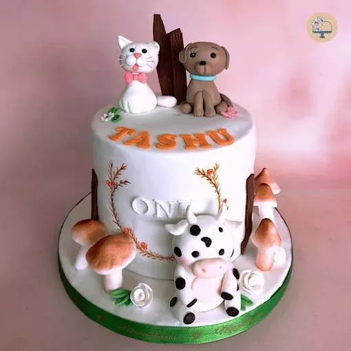 Animal Themed Birthday Cake in MUMMALICIOUSGARUDACHARYA PALYA: Fun and Tasty Treat for Kids -  - Buy Online at MUMMALICIOUS