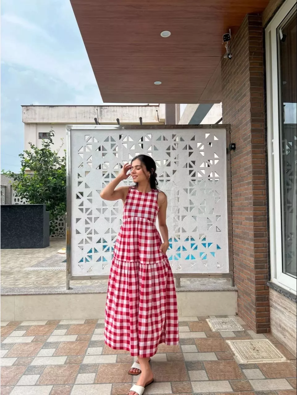 CLICK KART - Checkered Sleeveless Tiered Maxi Dress | Trendy Outfits for Women Jaipur in JAIPUR