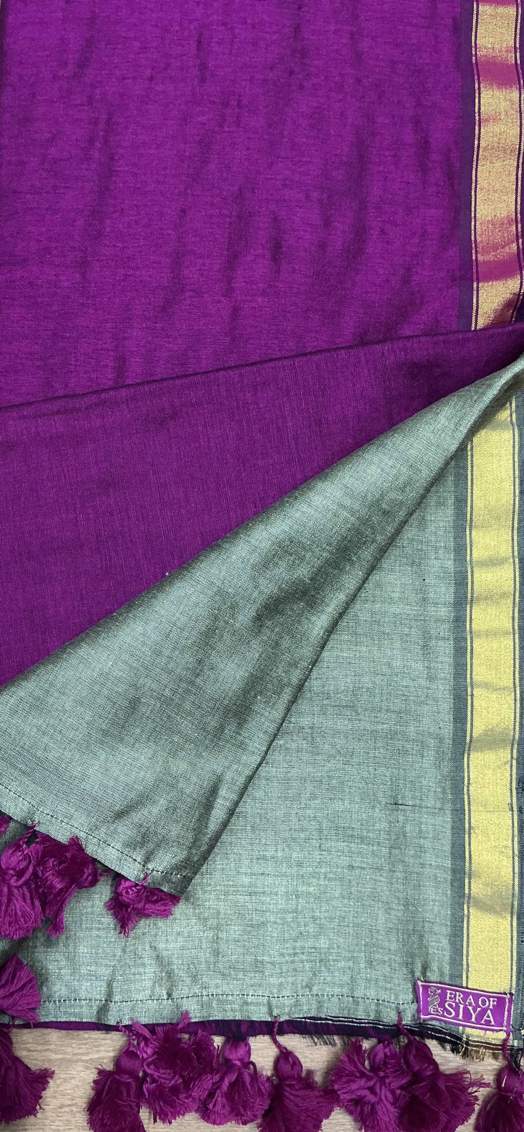 Handwoven acrylic Saree : Elegant Dual-tone Design - Image 2
