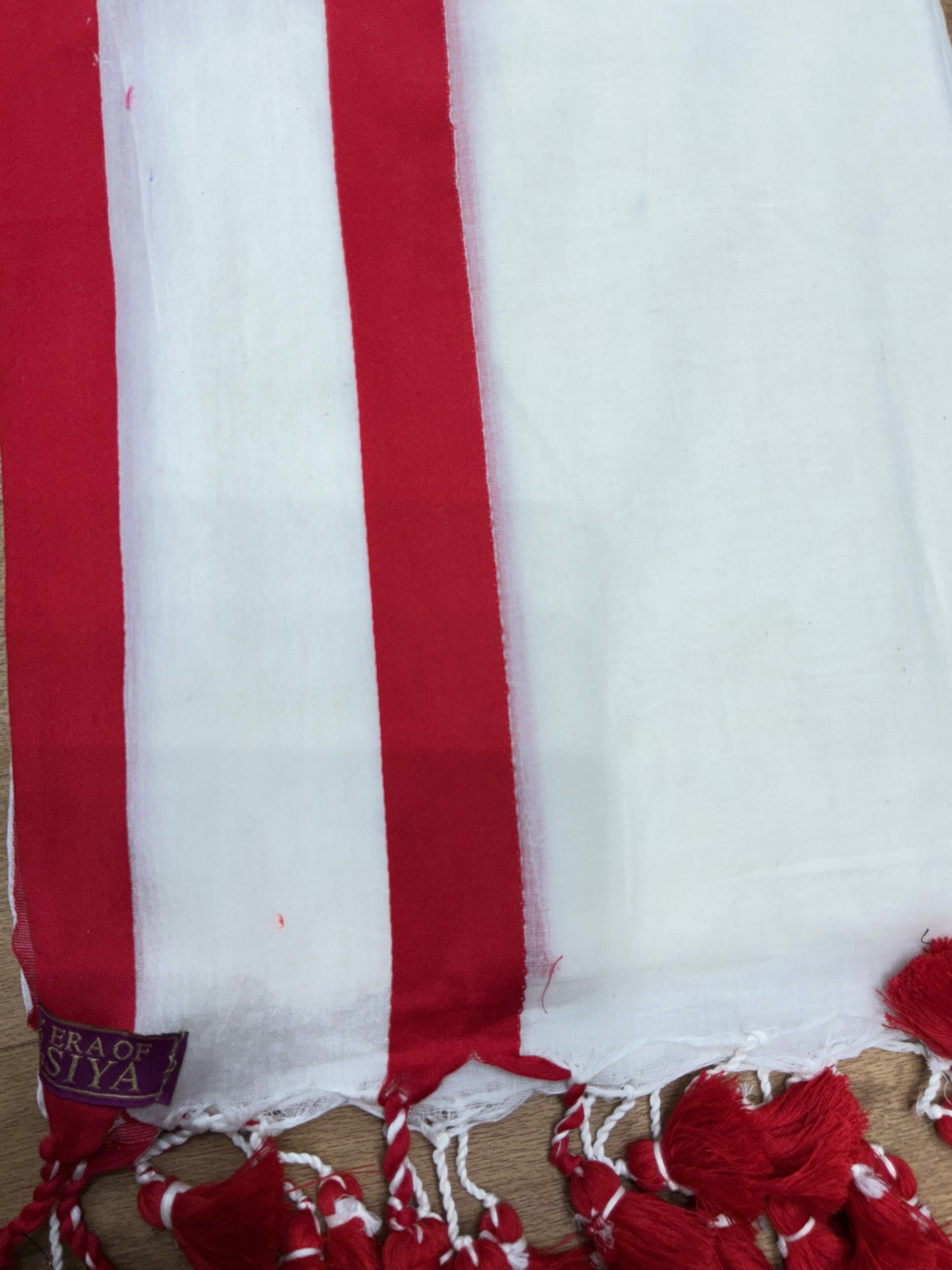  White  mul cotton saree ERA OF SIYA SHOP NO G 1 KRISHNA PLAZA II PLOT NO 3 SECTOR 12 DWARKA NEW DELHI SOUTH WEST DELHI DELHI LANDMARK SANDOZ