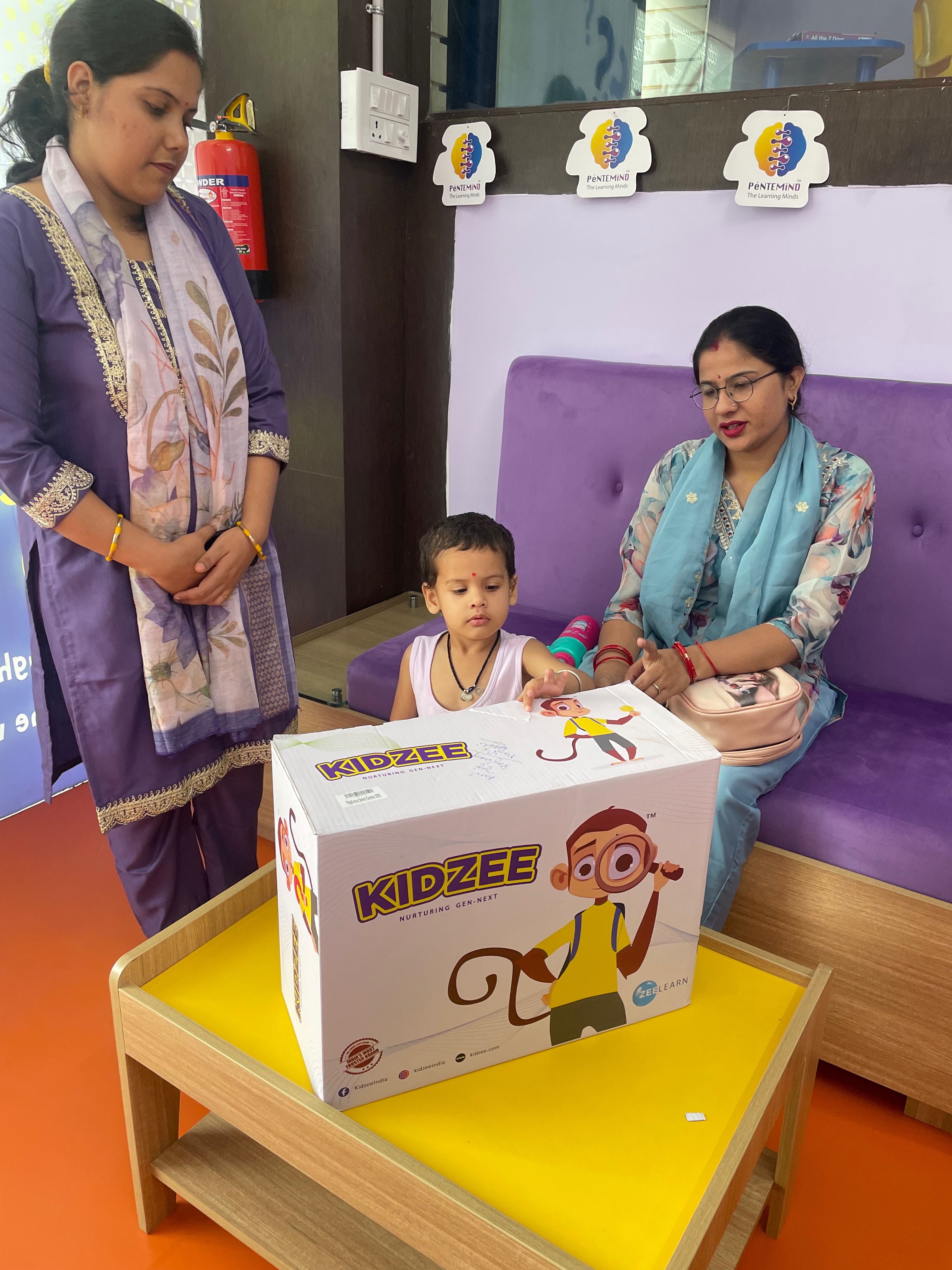 Kidzee Learning Kit in New Delhi - Nurturing Young Minds -  - Buy Online at KIDZEE PRESCHOOL AND DAY CARE