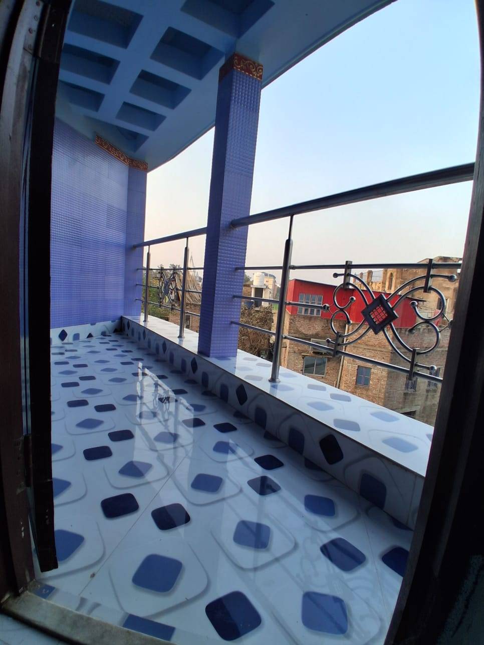 Best Rooms in Mayapur with Balcony | Bhakta Bhawan Guest House - Image 1