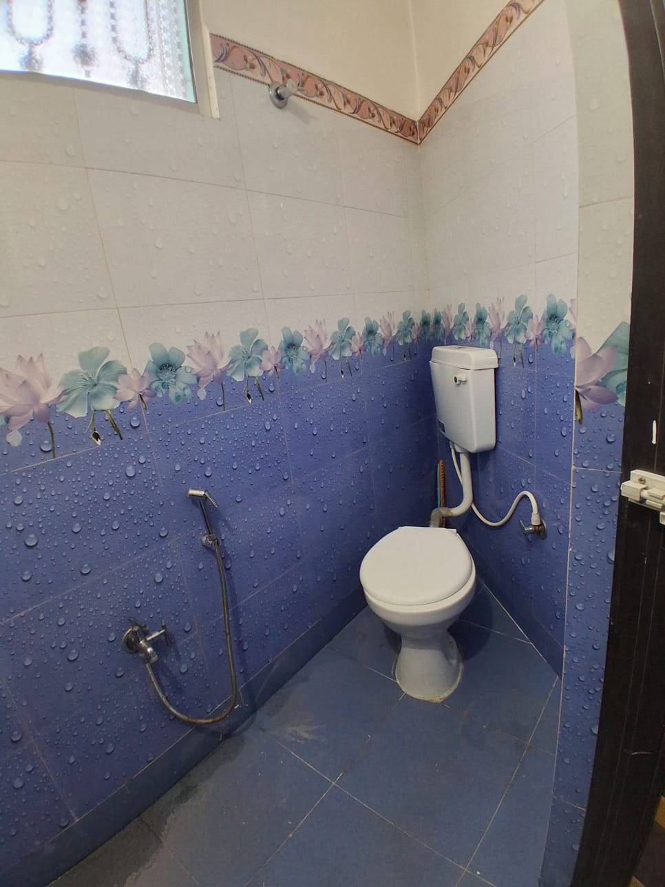 Best Rooms in Mayapur with Balcony | Bhakta Bhawan Guest House - Image 2