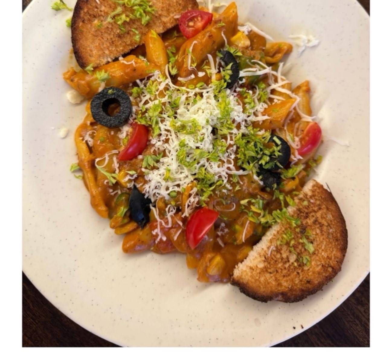 BENS VILLA - Yummy Pasta in HARIPUR KULLU