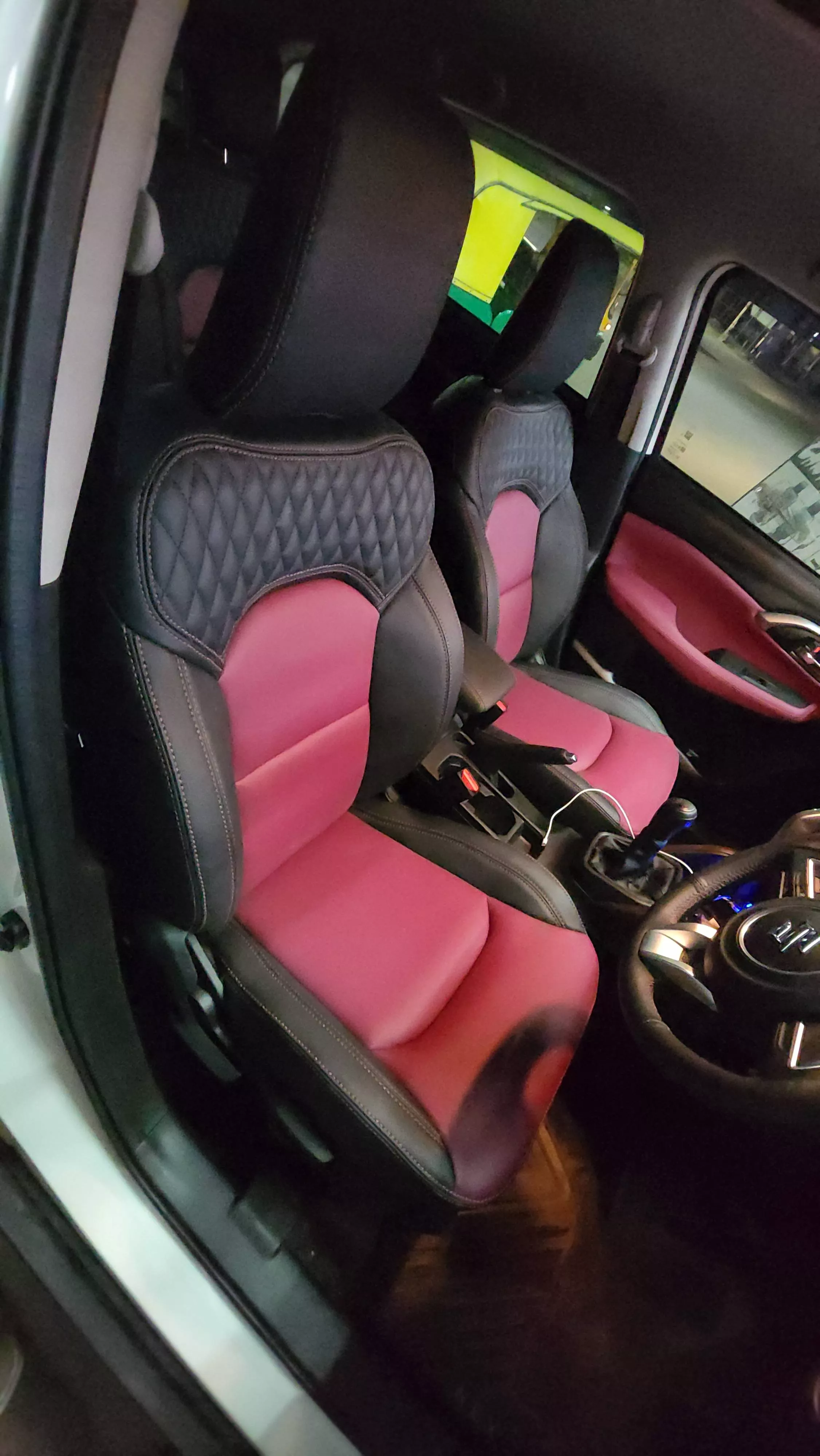 Car Accessories: Luxury Car Seat Covers in Bangalore for Ultimate Style and Comfort -  - Buy Online at VINITH AND COMPANY CAR AKARSHAN