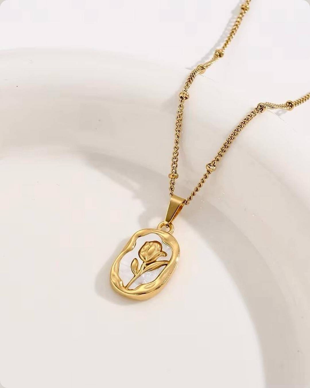 Jewelry/Lara Necklace in Hyderabad: Elevate Your Style -  - Buy Online at UNIQUE SPARKLETS