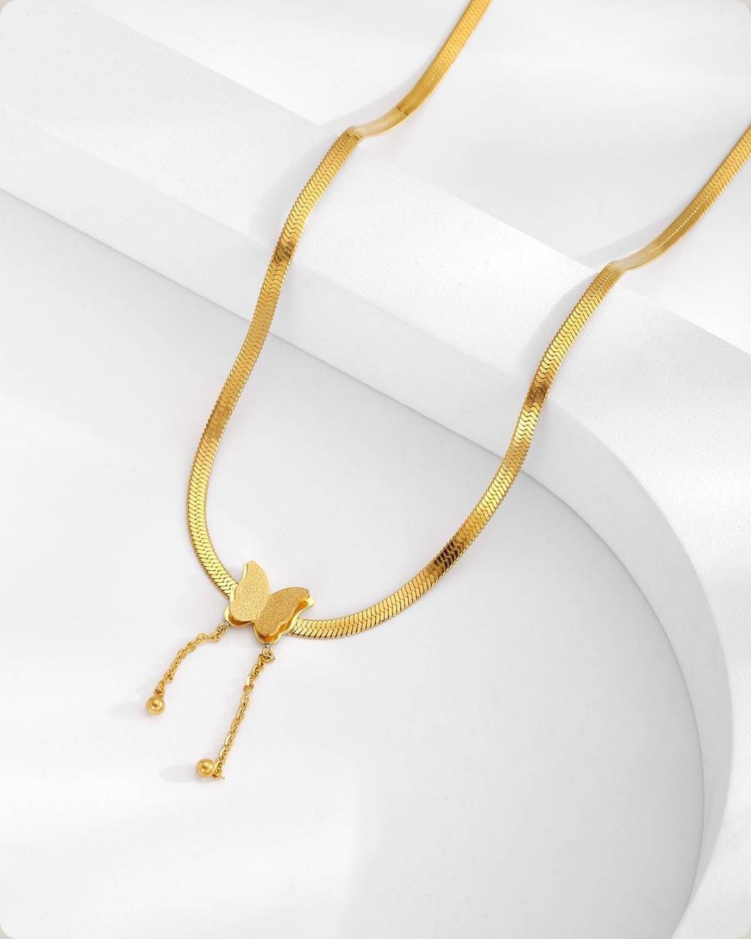 Aurafly Necklace in Hyderabad: Elevate Your Style with this Unique Accessory -  - Buy Online at UNIQUE SPARKLETS