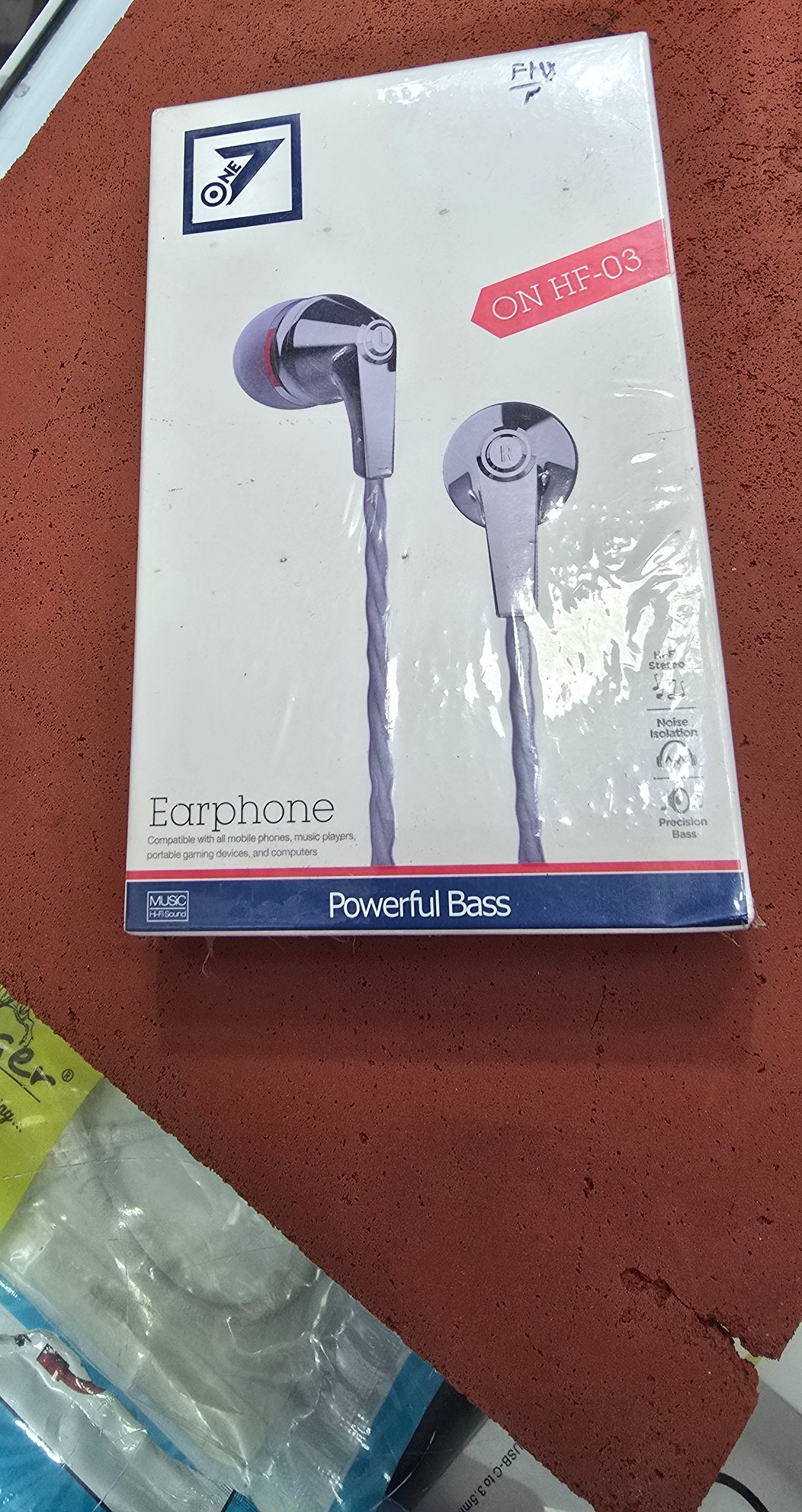 One7 Earphone in Pune with Powerful Bass - Image 1