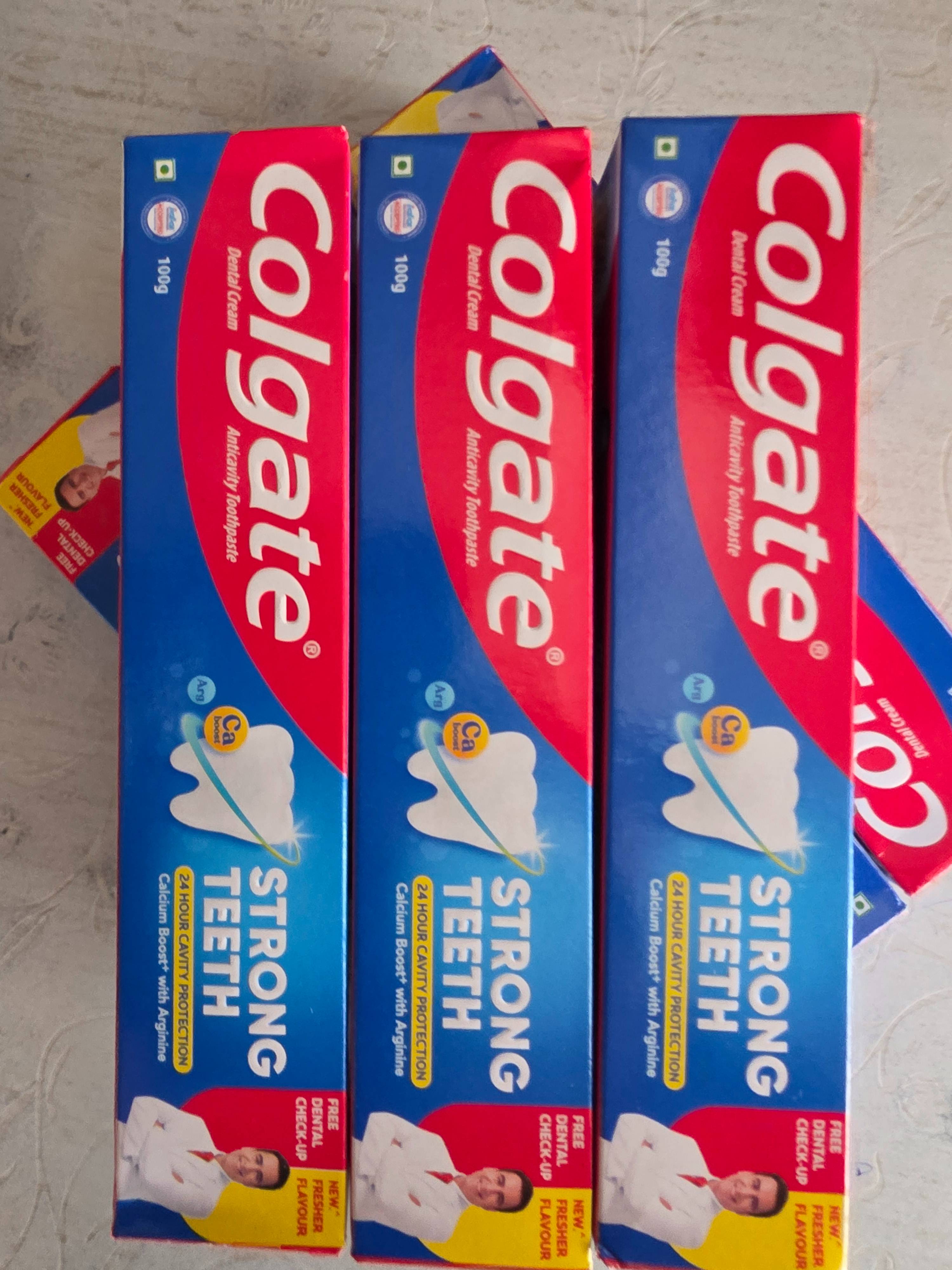 Colgate Toothpaste in SHIVA VEDHI CHITRA - Whitening Formula -  - Buy Online at KOTTHA TEJASRI