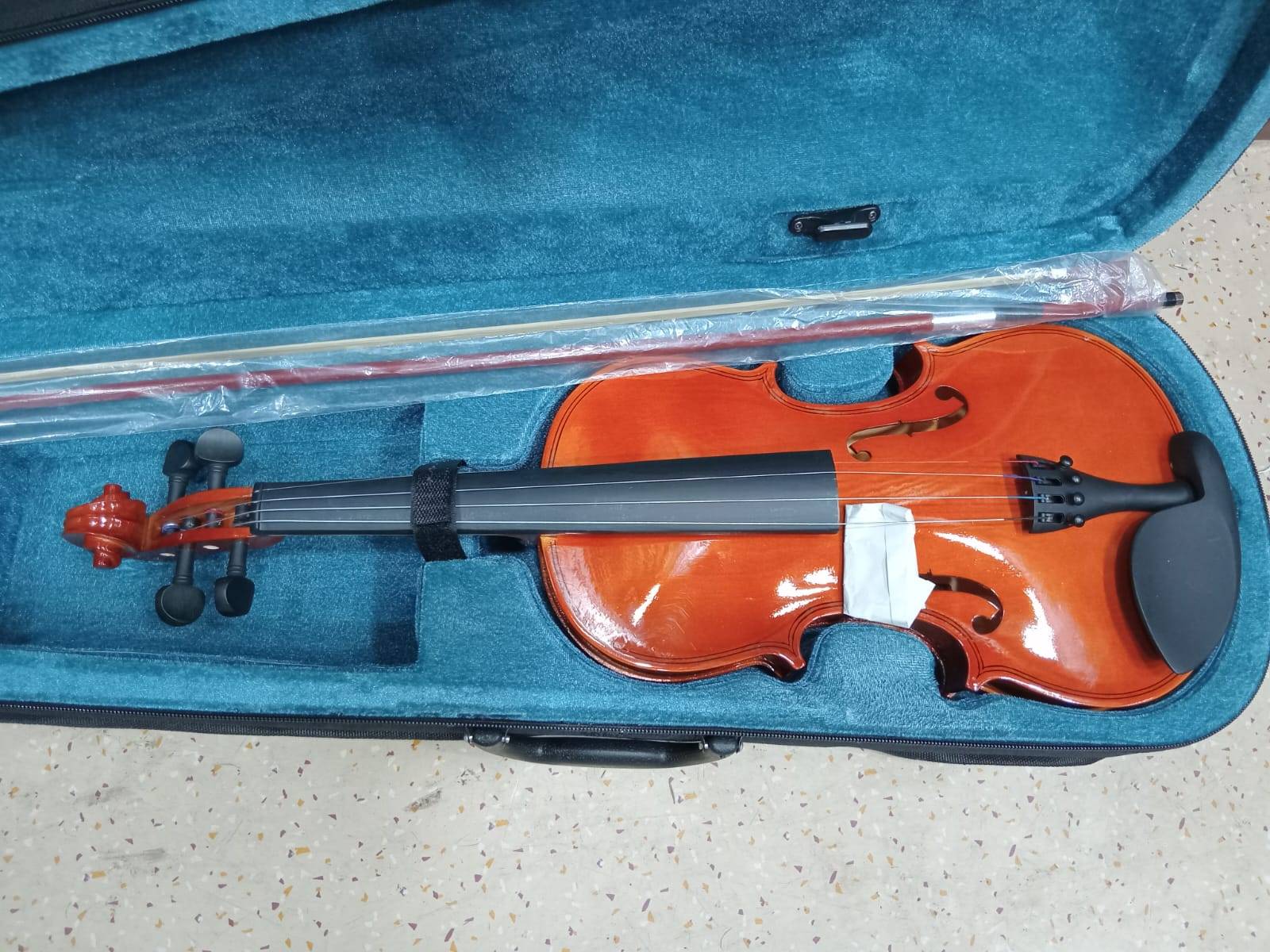  Violin Instrument MELODY MAKERS INDIA 219 311 JALI KOTHI  MEERUT PURWA  AHAMAD NAGAR OPP NADAR ALI CO NASIR ALI COMPANY JALI KOTHILANDMARK M