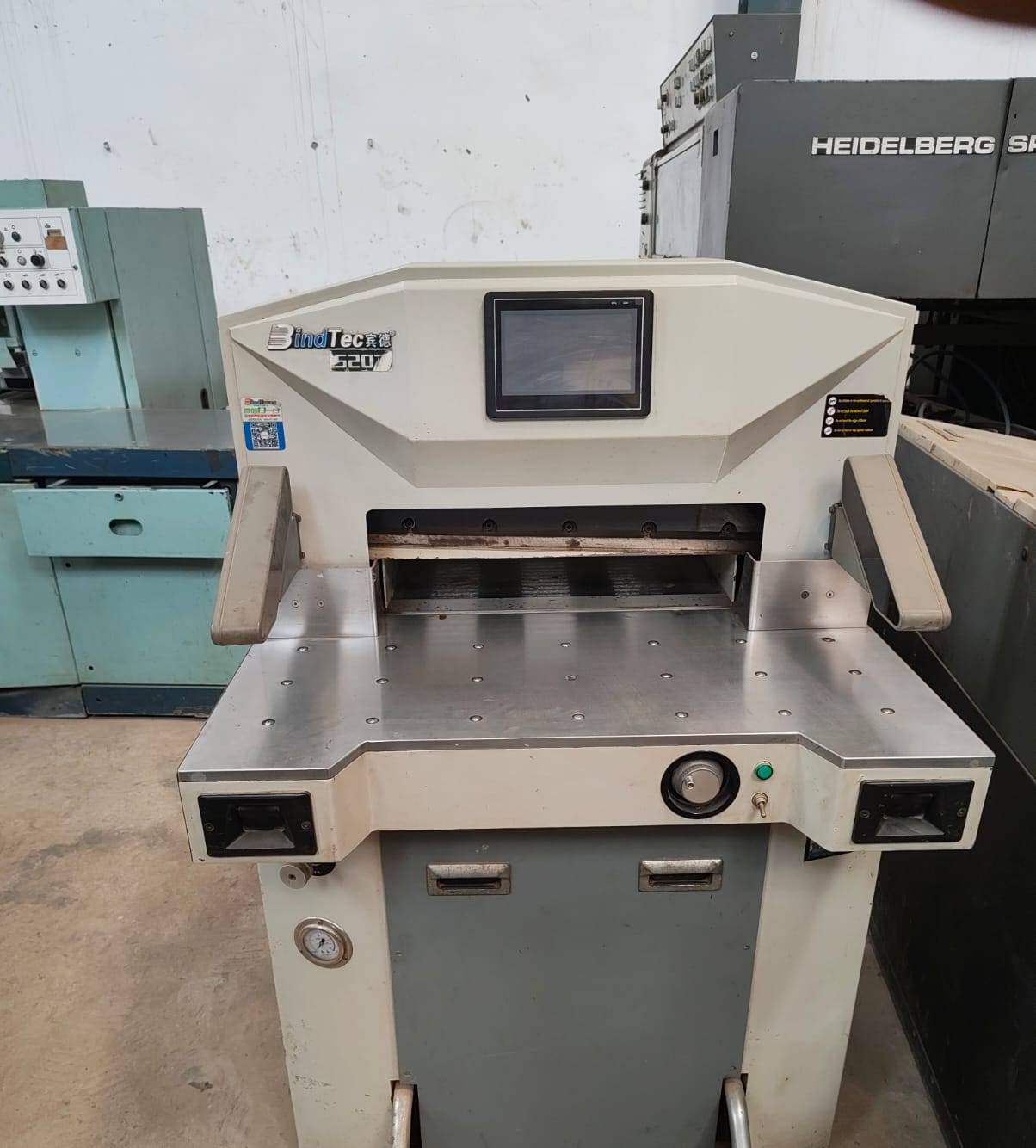 BindTec Industrial Paper Cutter in Ghaziabad Precision Cutting -  - Buy Online at SHANTI RAJ GRAPHIC MACHINERY SAL SERVICE