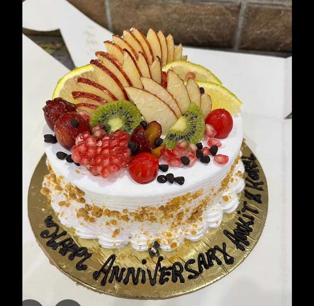 Fresh Fruit Celebration Cake in Delhi - Eggless Soft Spongy Cake with Premium Whipping Cream -  - Buy Online at SANKALP COOL ZONE