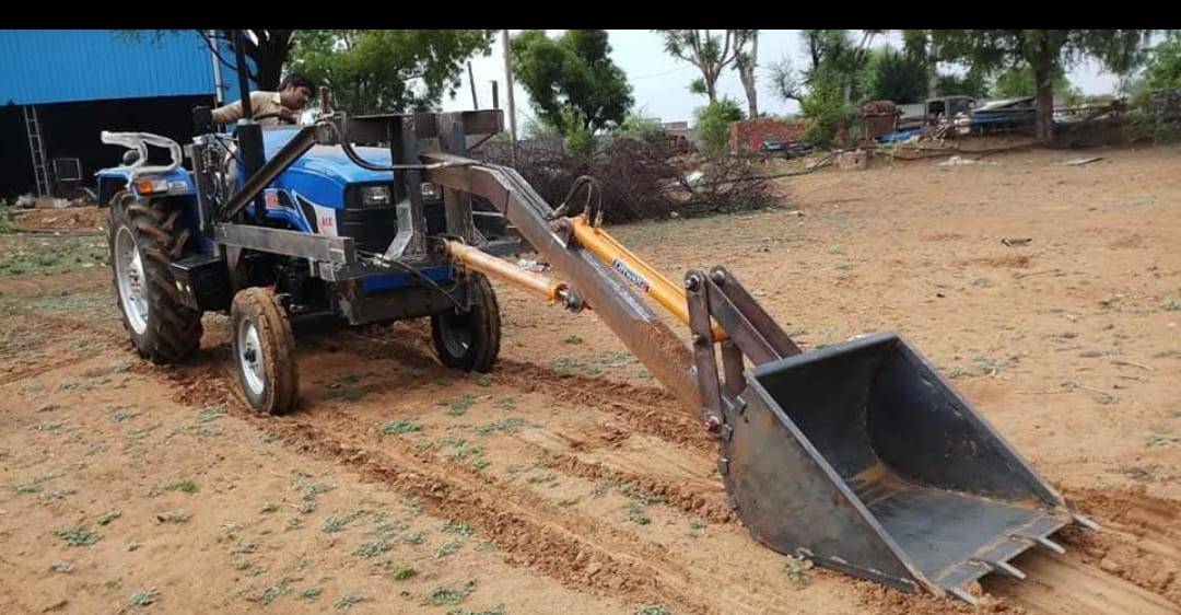 Chambal Tech Tractor Loader in Morena - Efficient Farming Operations - Image 1