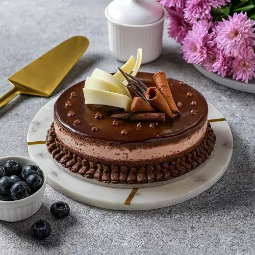 Deluxe Chocolate Mousse Cake in Ananthapur - Indulgent & Elegant