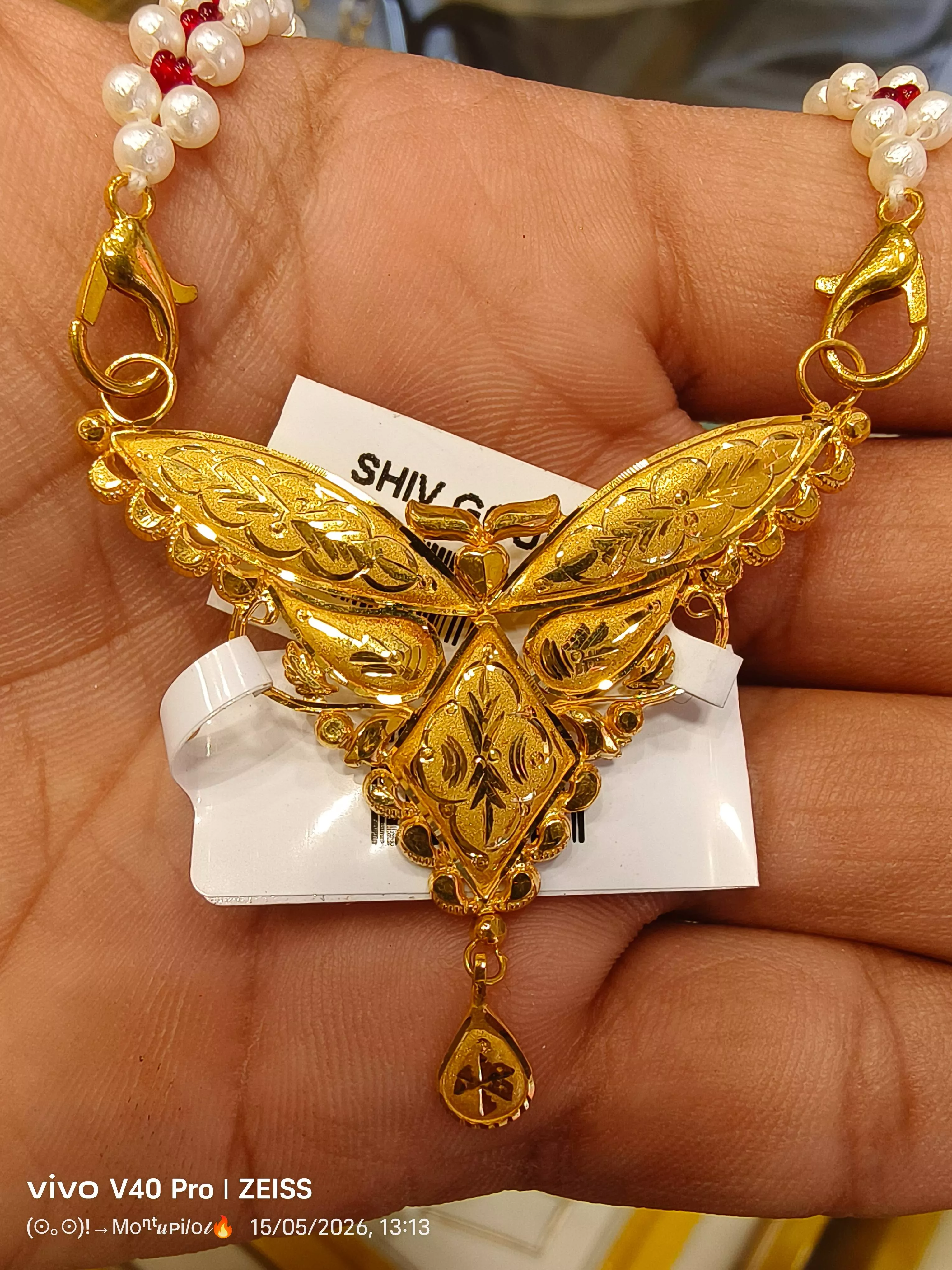 Jewelry/Pendant in Port Blair: Stylish and Durable Design