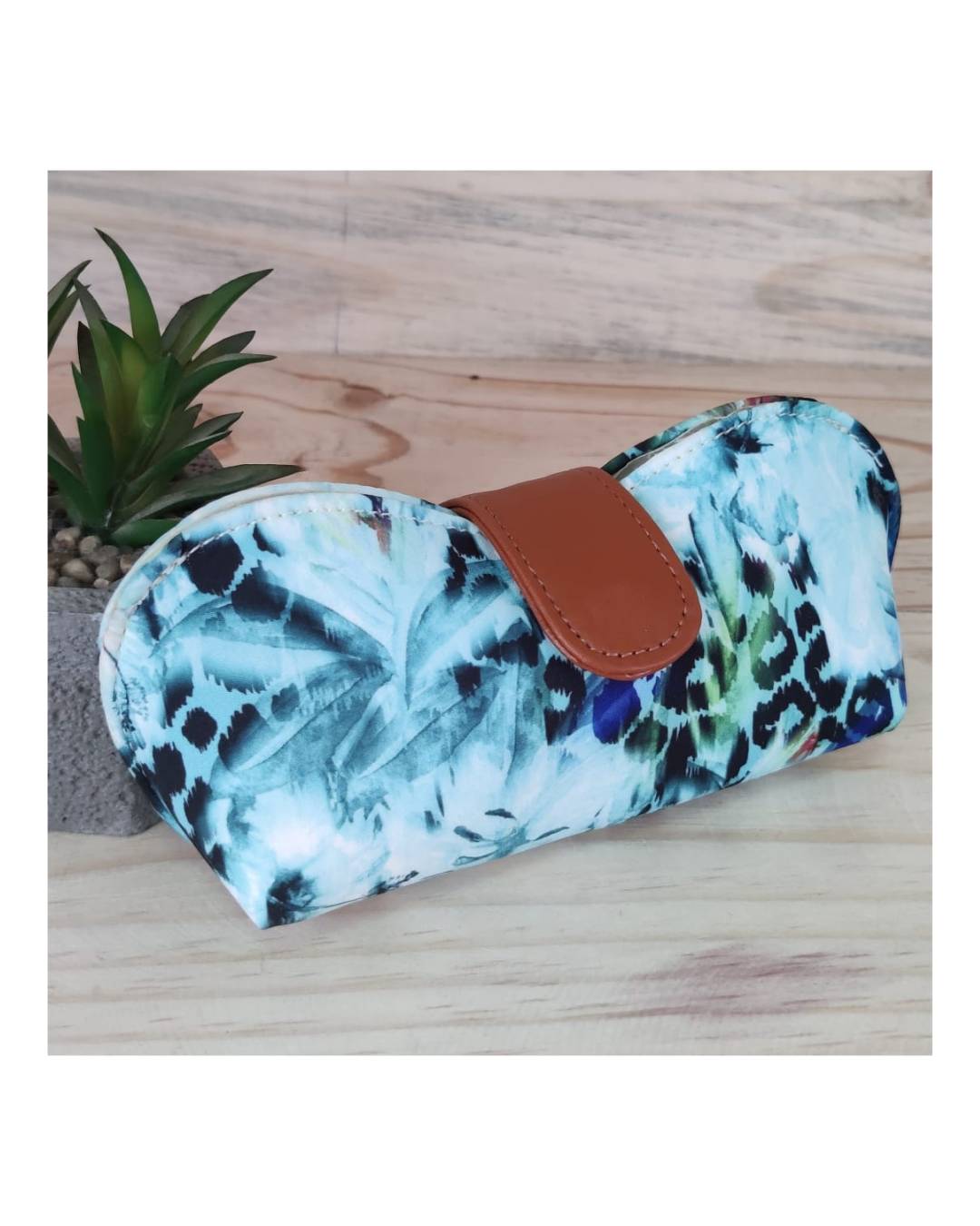 Stylish Azzraa Soft Cotton Sunglass Cover in Jaipur, featuring high-quality cotton material for protection and elegance.