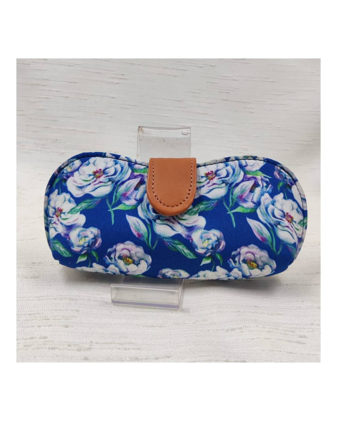 Stylish Azzraa Soft Cotton Sunglass Cover in Jaipur, featuring high-quality cotton material for protection and elegance. - Image 2