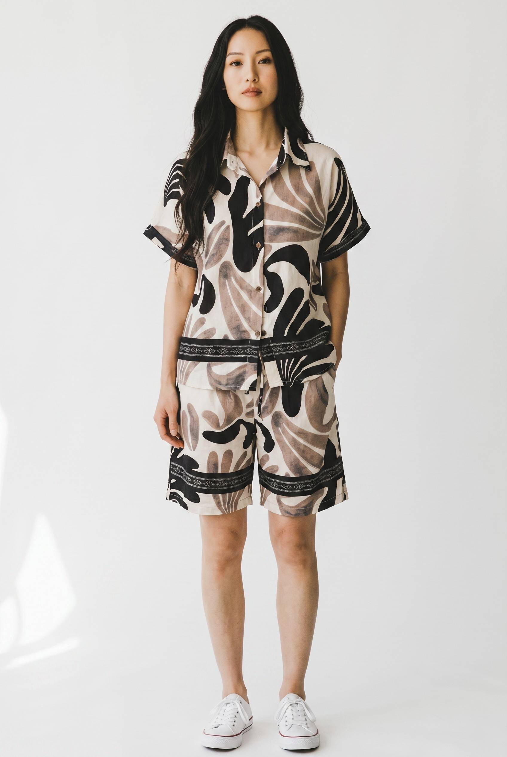 Stylish Co-ord Set Abstract Patterned in Noida featuring a vibrant abstract print, designed for comfort and daily wear.