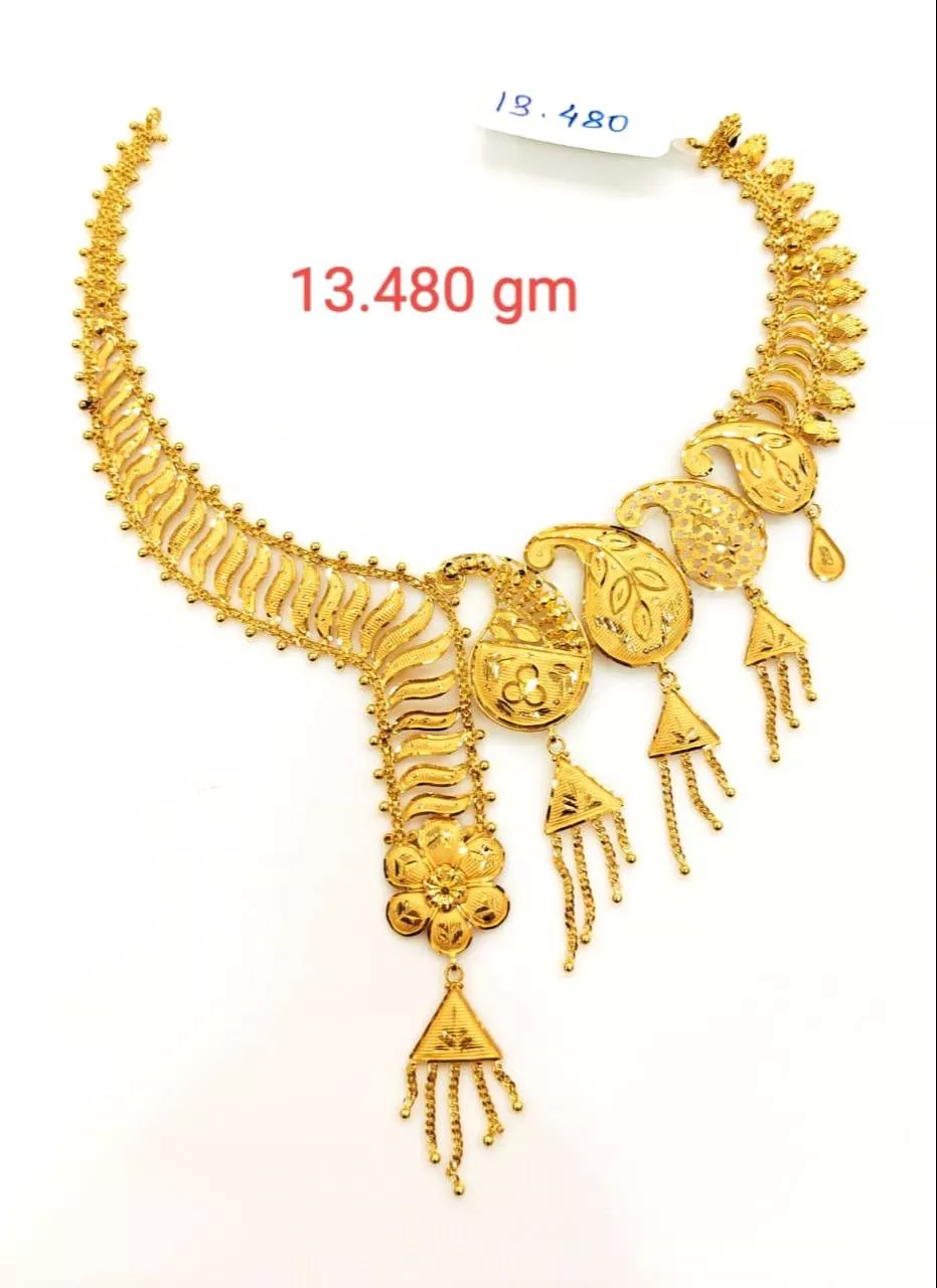 Elegant Gold Plated Necklace in Bankura