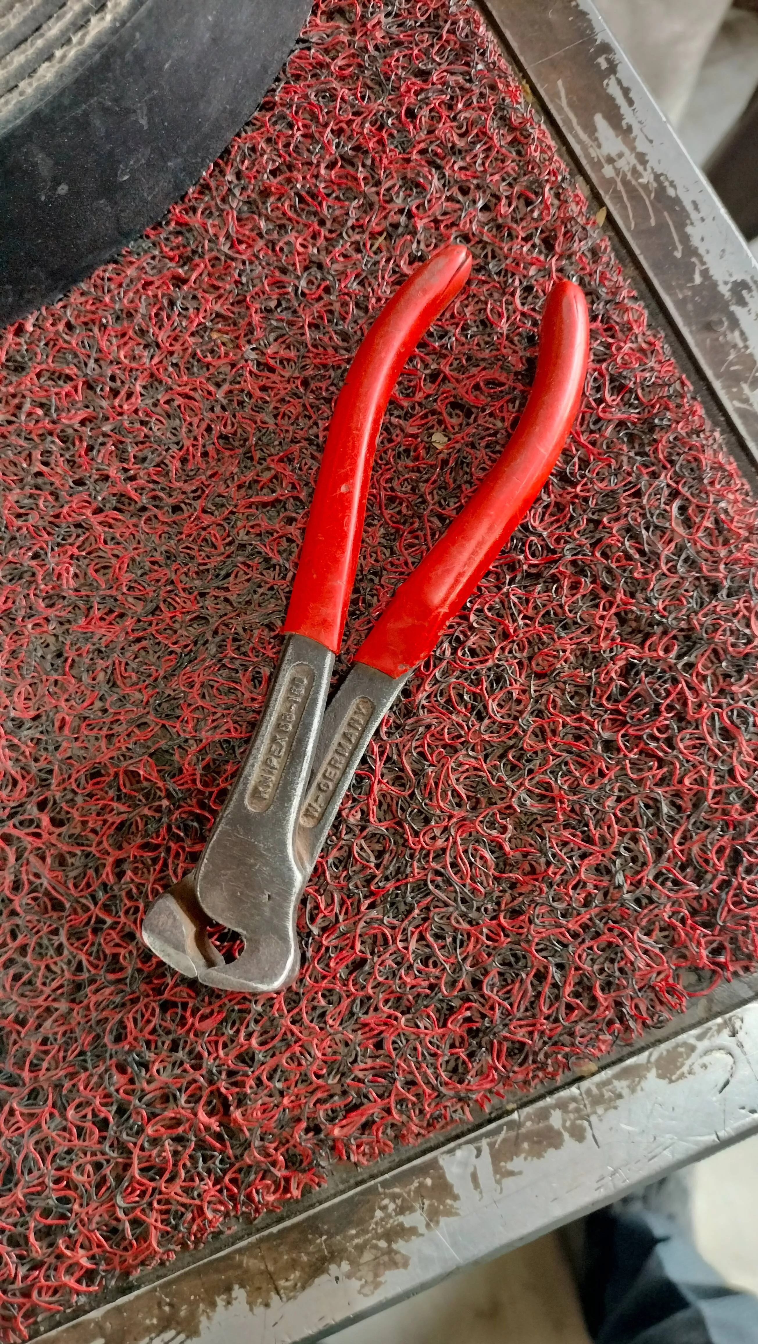 GURU NANAK HARDWARE STORE - End Cutting Plier in Hoshiarpur in MAHILPUR