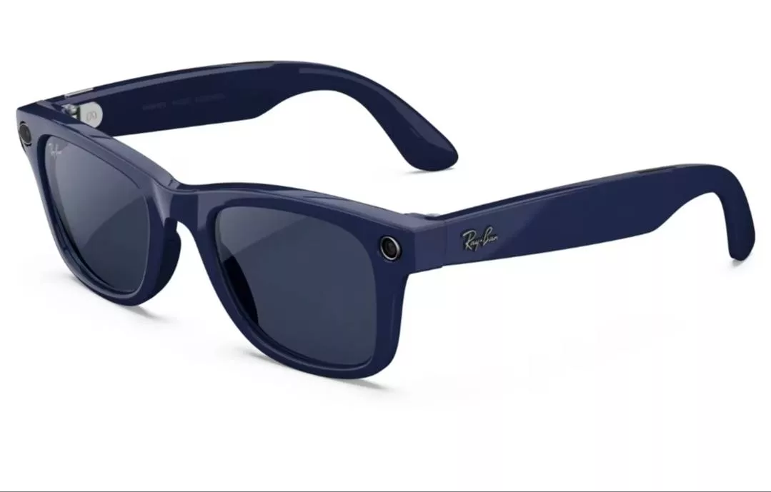 WAYFARER GEN2 RW4012 Shiny Cosmic Blue sunglasses displayed in KOLKATTA