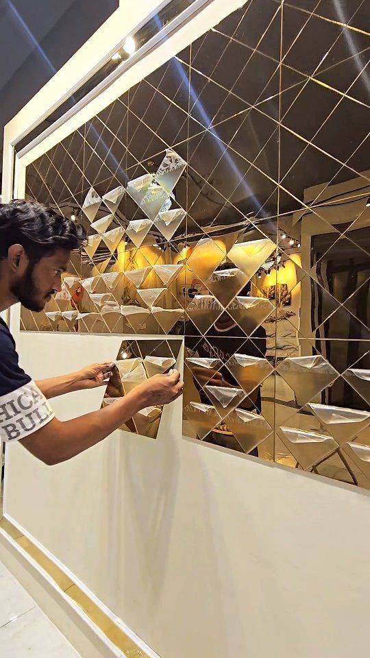 Colorful Mosaic Glass Wall Tile showcasing elegant design in Raebareli - Image 4