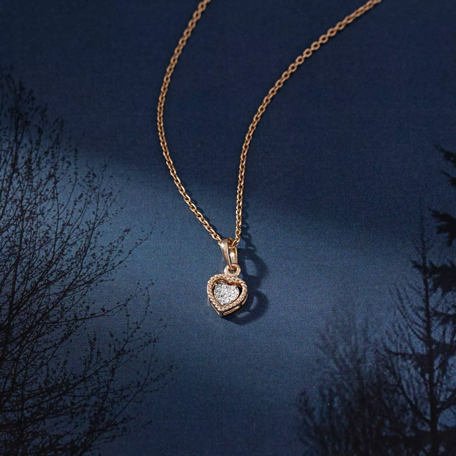 ROBITA GURUMAYUM ONLINE STORE - Jewelry/Elegant Heart-Shaped Pendant in IMPHAL in IMPHAL
