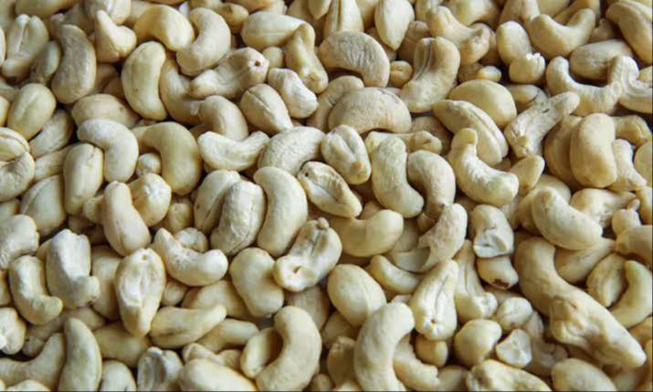 Delicious premium cashew nuts from Bengaluru, perfect for snacking and nutrition