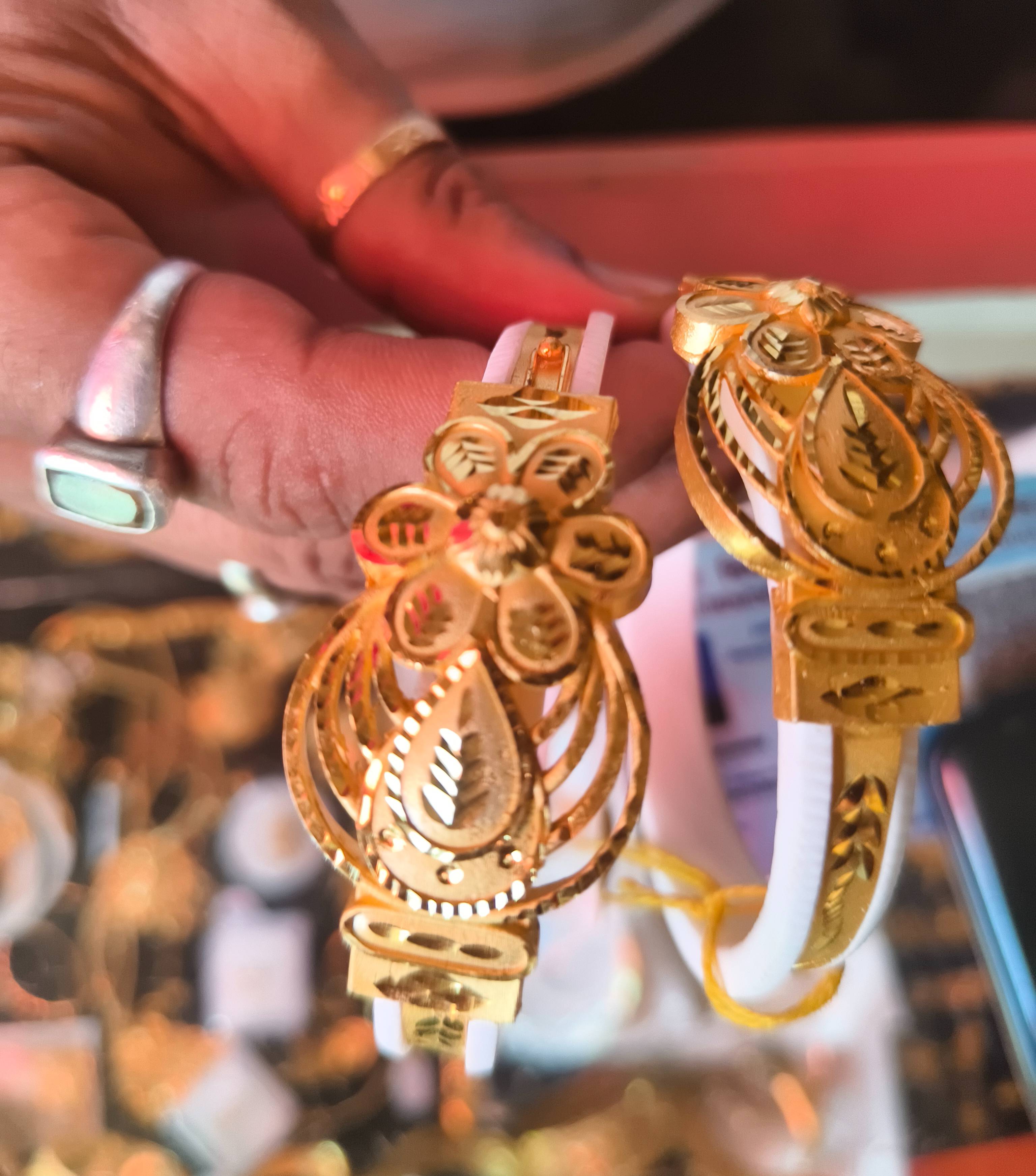 MUKH SAKHA product displayed with packaging in GOMATI